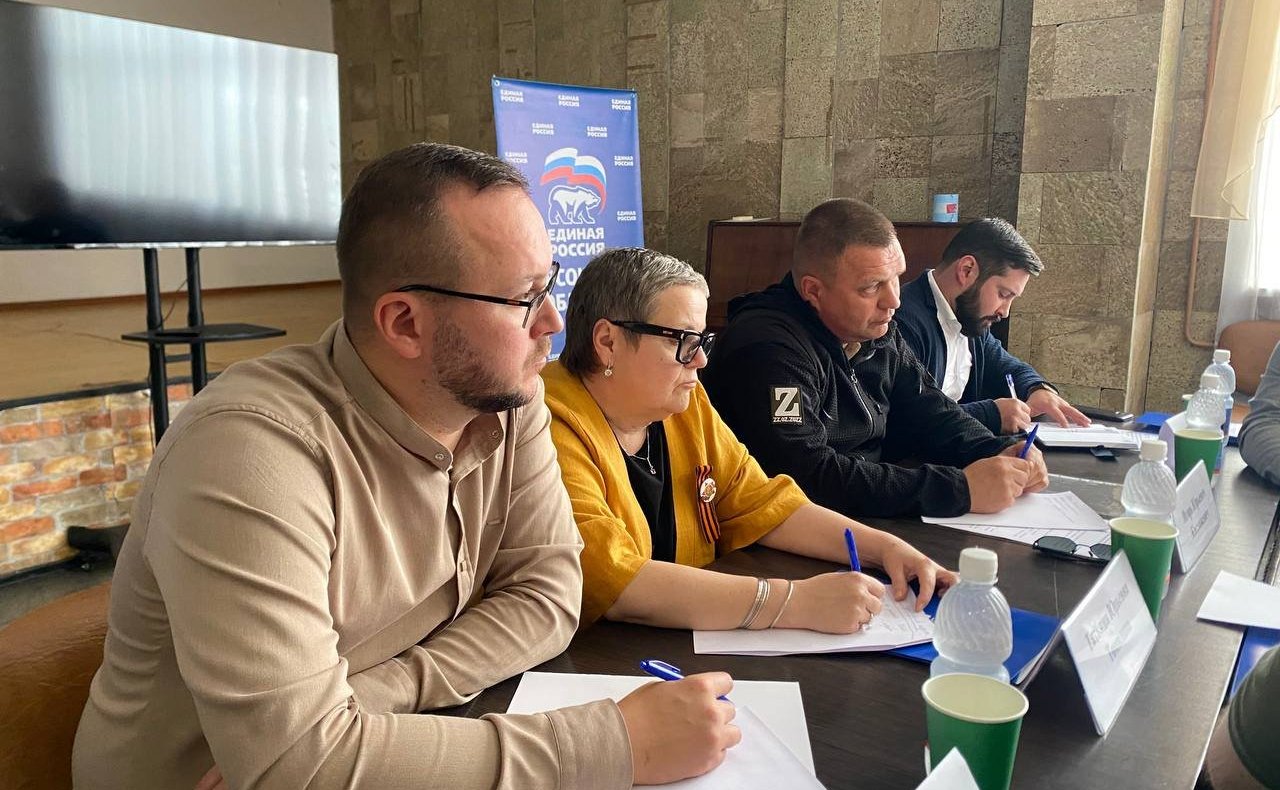 Игорь Кастюкевич провел в Херсонской области совещание о разработке регионального закона об укреплении духовно- нравственных ценностей и патриотическом воспитании