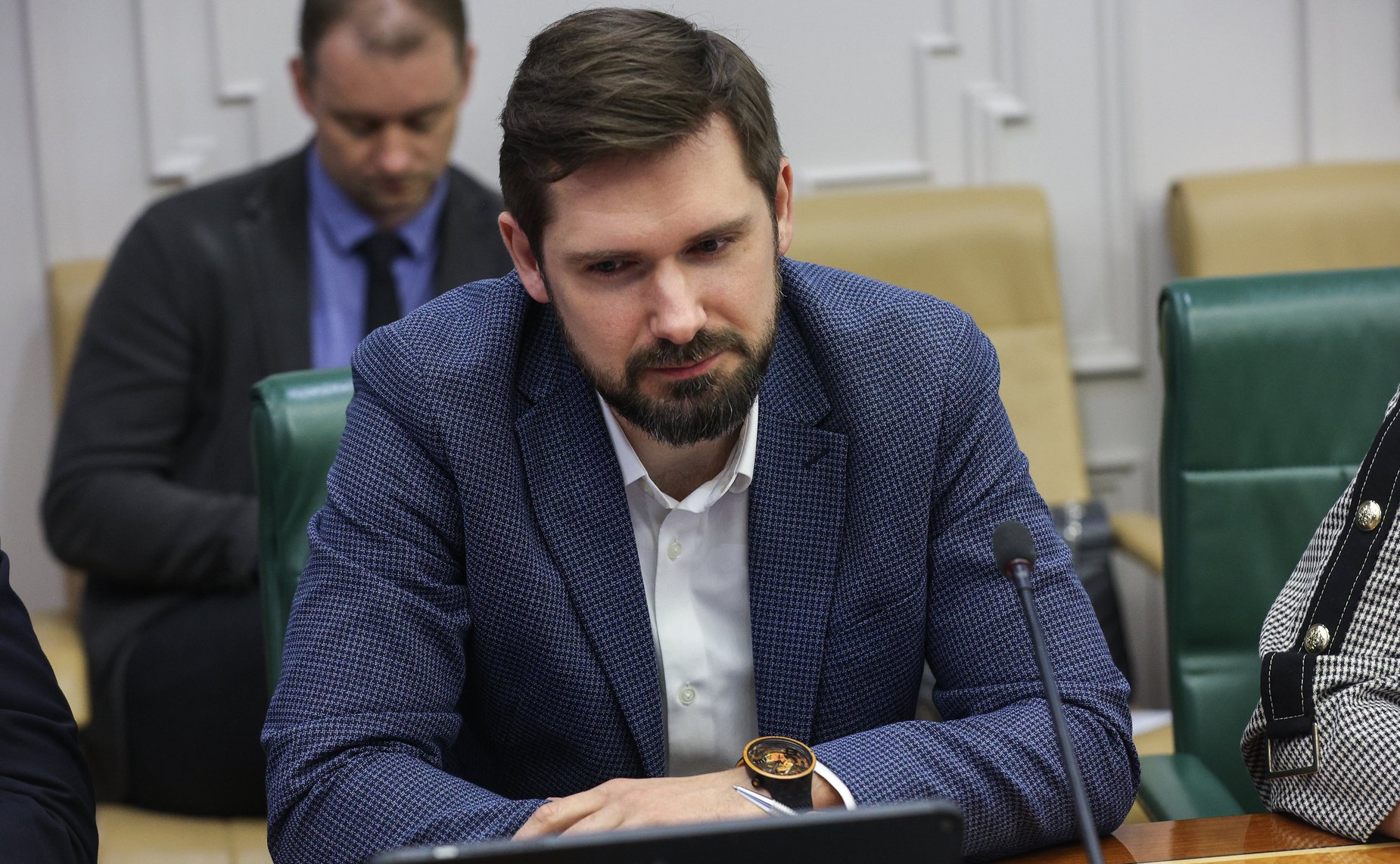 Круглый стол Комитета СФ по экономической политике «О перспективах развития производства и использования электротранспортных средств и создания зарядной инфраструктуры»