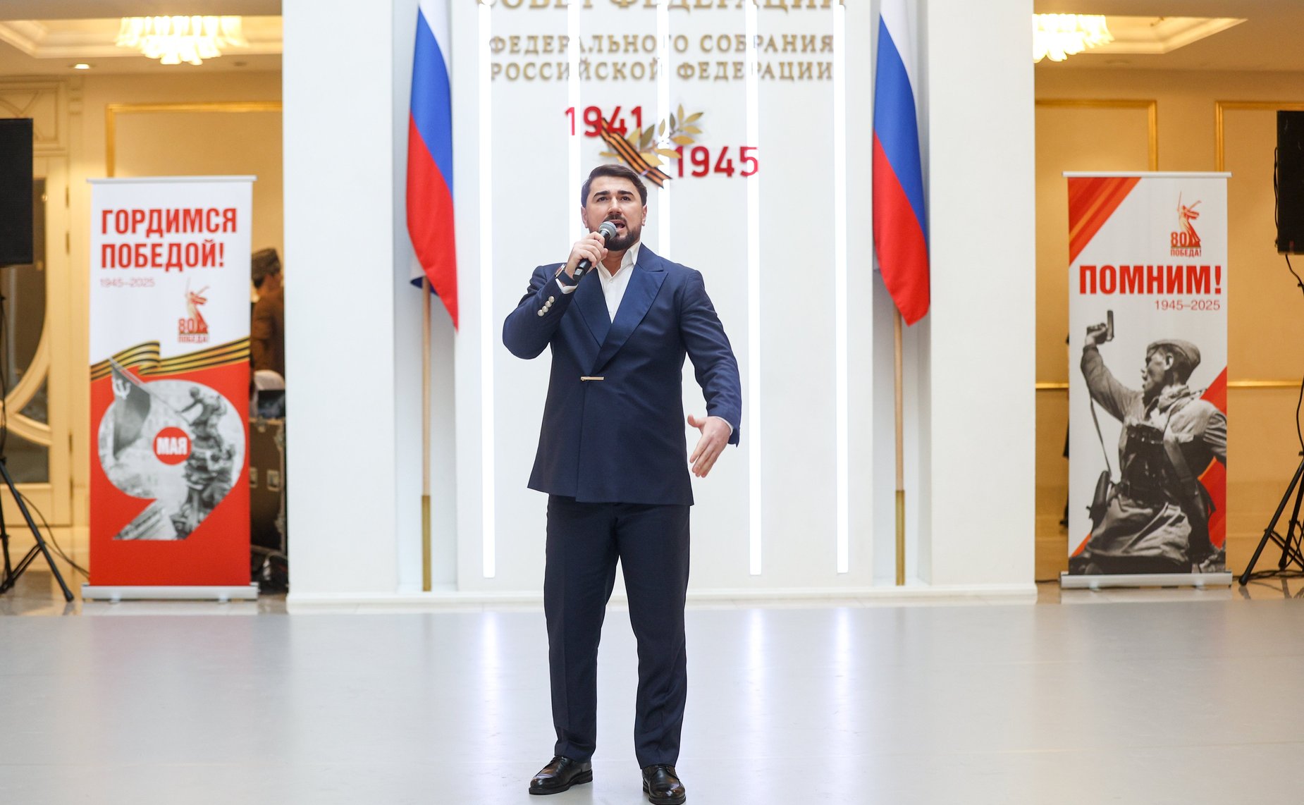 Председатель Совета Федерации и глава Парламента Чеченской Республики осмотрели выставку «Грозный – культурная столица России 2025 года»