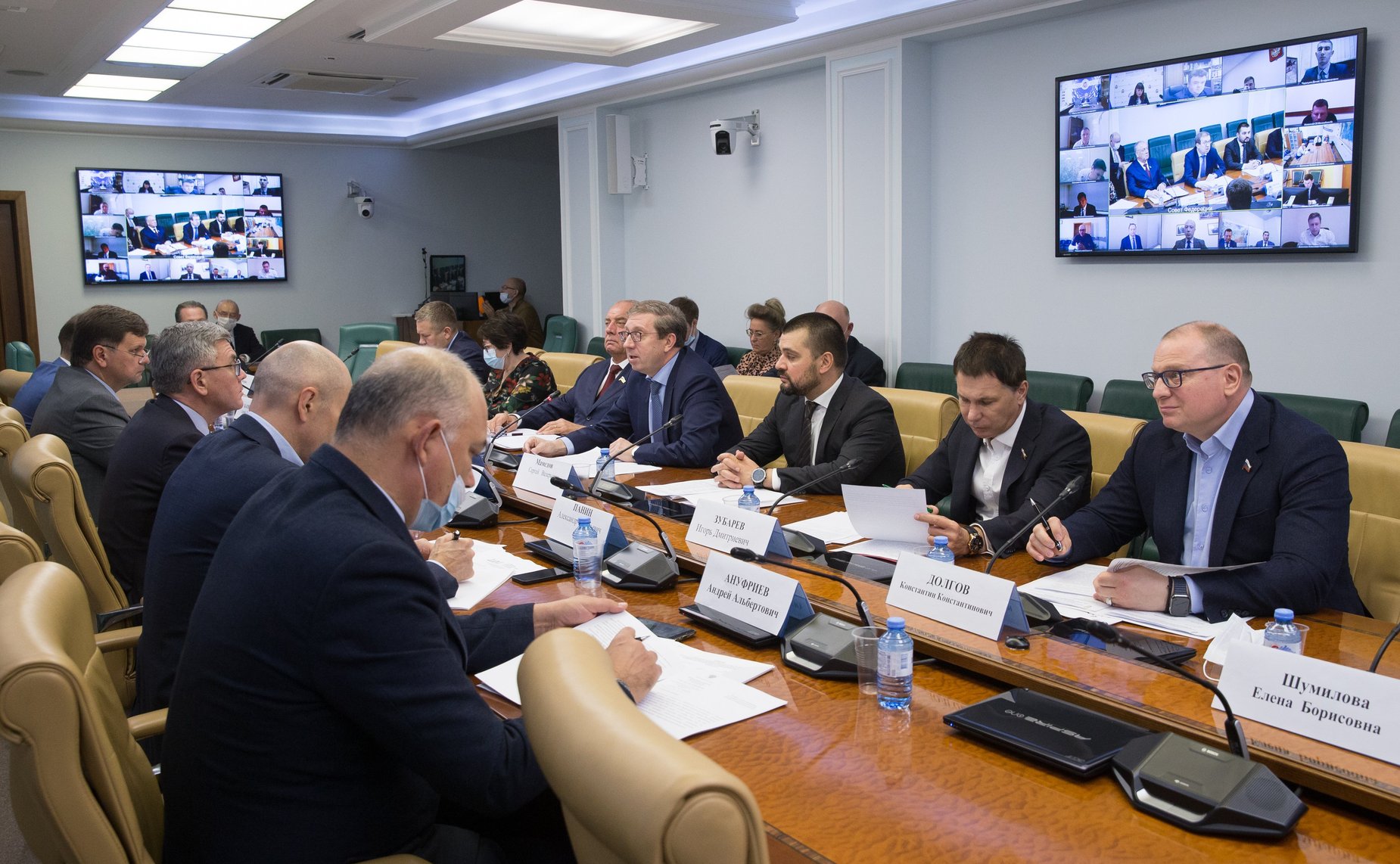 «Круглый стол» Комитета СФ по аграрно-продовольственной политике и природопользованию