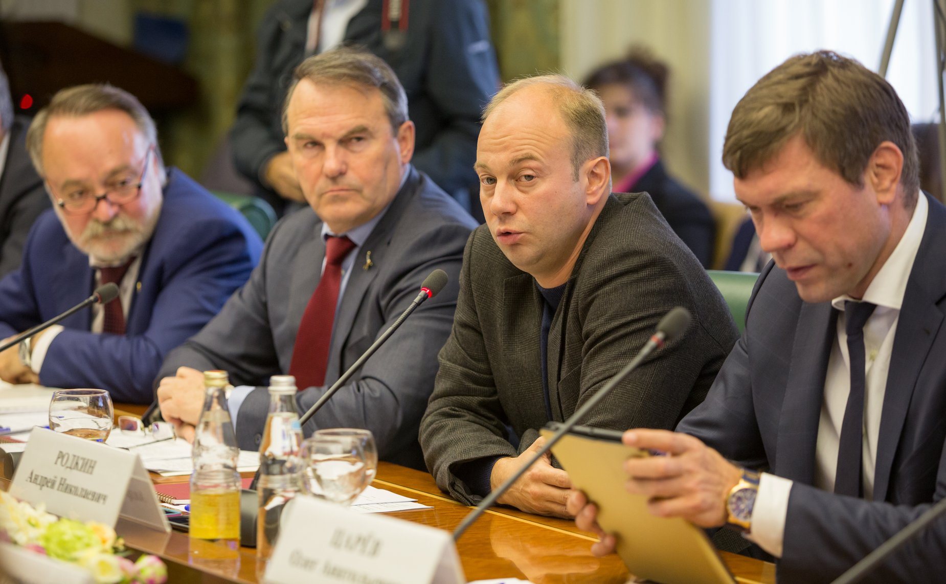 Заседание Комитета общественной поддержки жителей Юго-Востока Украины по вопросам оказания помощи беженцам