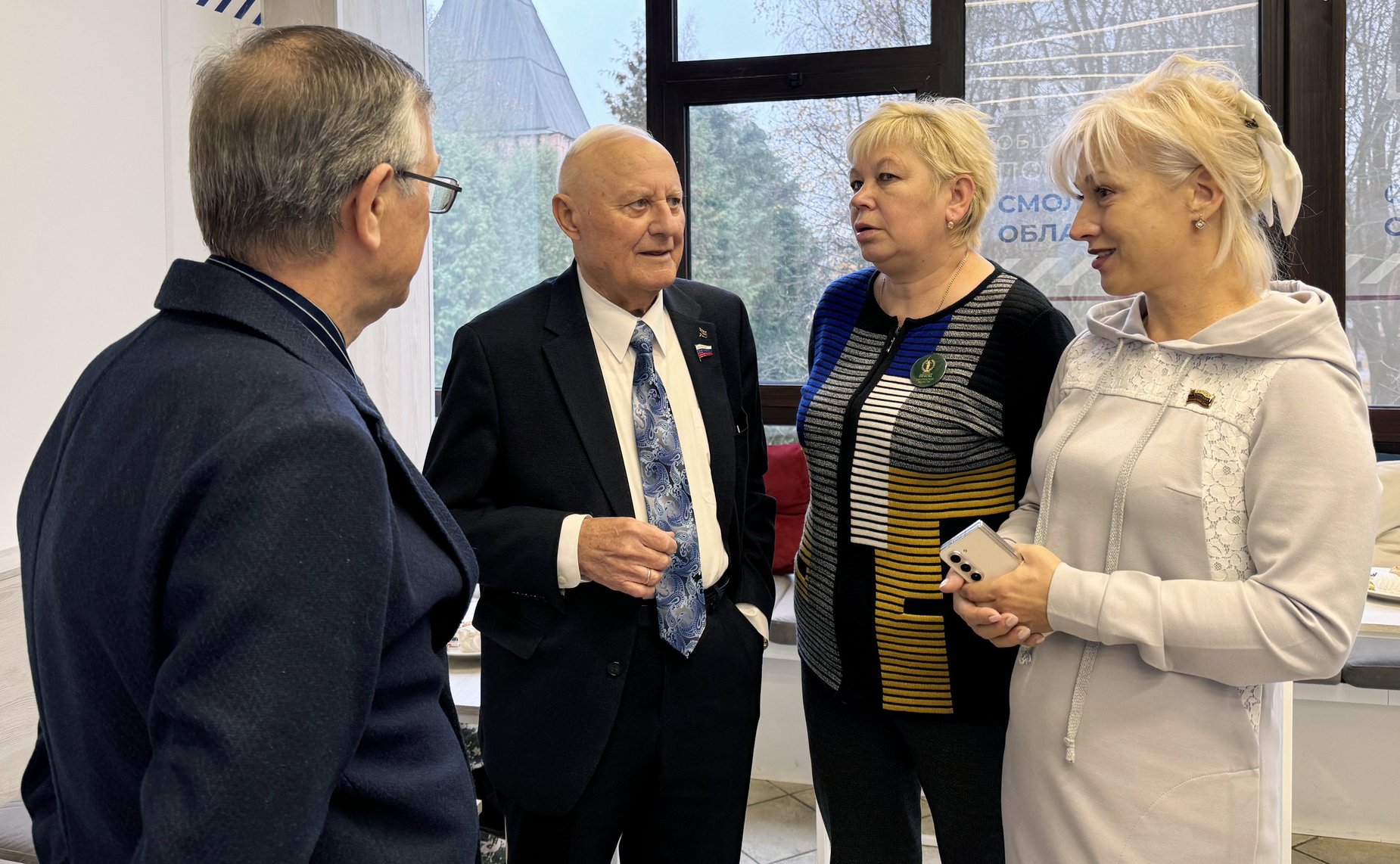 Сенаторы РФ провели встречу с представителями Фонда «Защитники Отечества» и посетили выставку «Мамино сердце»