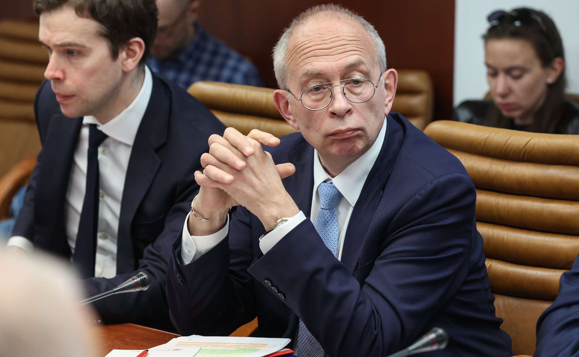 Круглый стол Комитета СФ по международным делам совместно с Комитетом СФ по экономической политике и Комитетом СФ по бюджету и финансовым рынкам