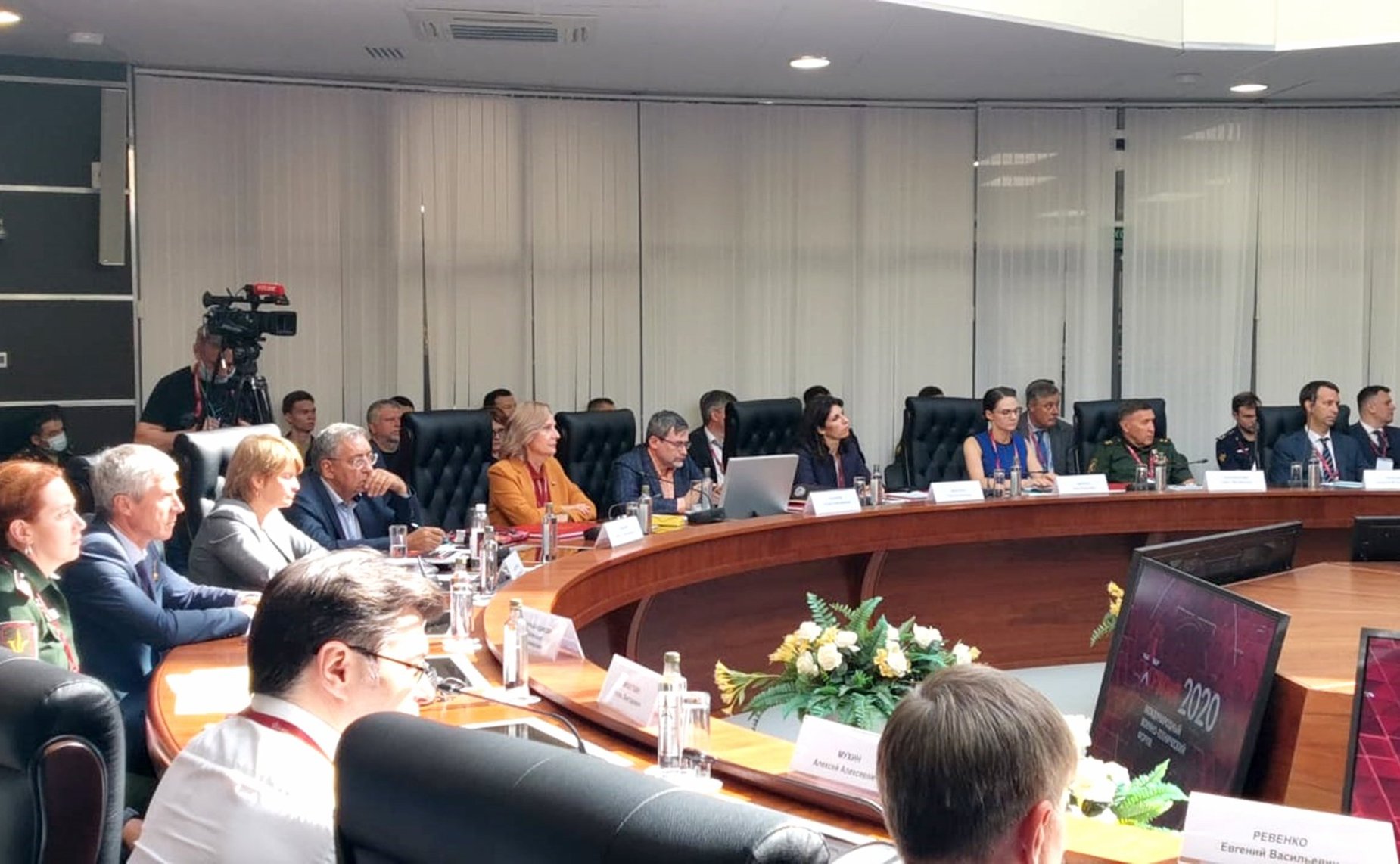 Инна Святенко приняла участие в заседании «круглого стола», состоявшегося в рамках Международного военно-технического форума «Армия-2020»