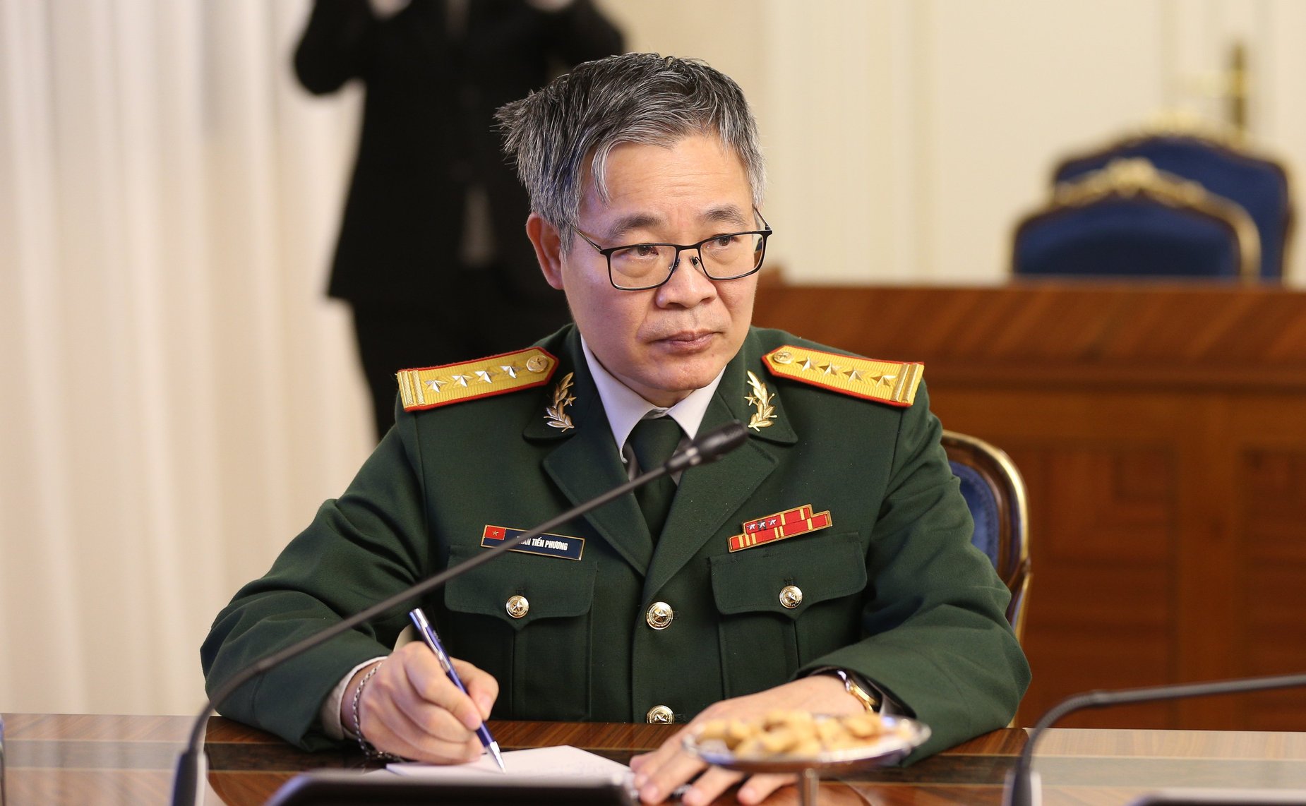 Встреча заместителя Председателя Совета Федерации Константина Косачева с Министром иностранных дел Социалистической Республики Вьетнам Буй Тхань Шоном