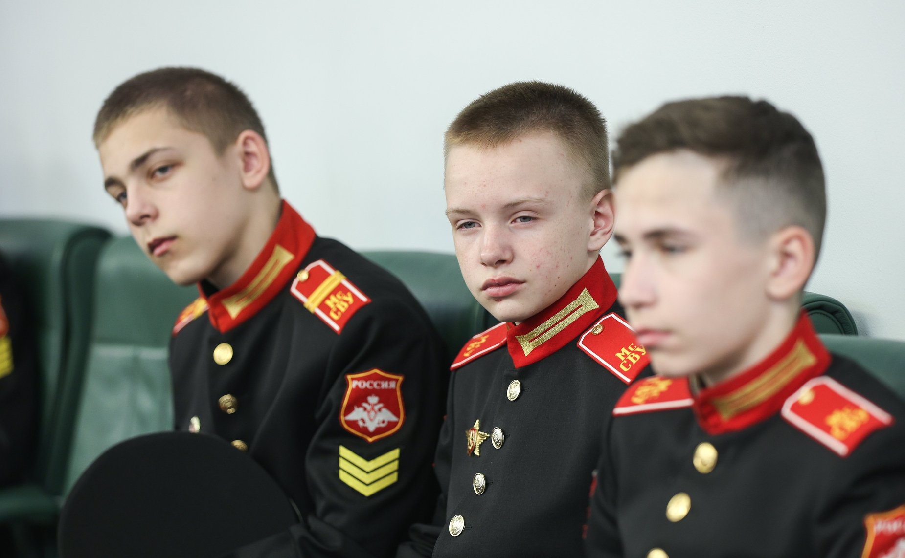 Встреча сенатора РФ Дмитрия Перминова с учащимися Суворовского училища