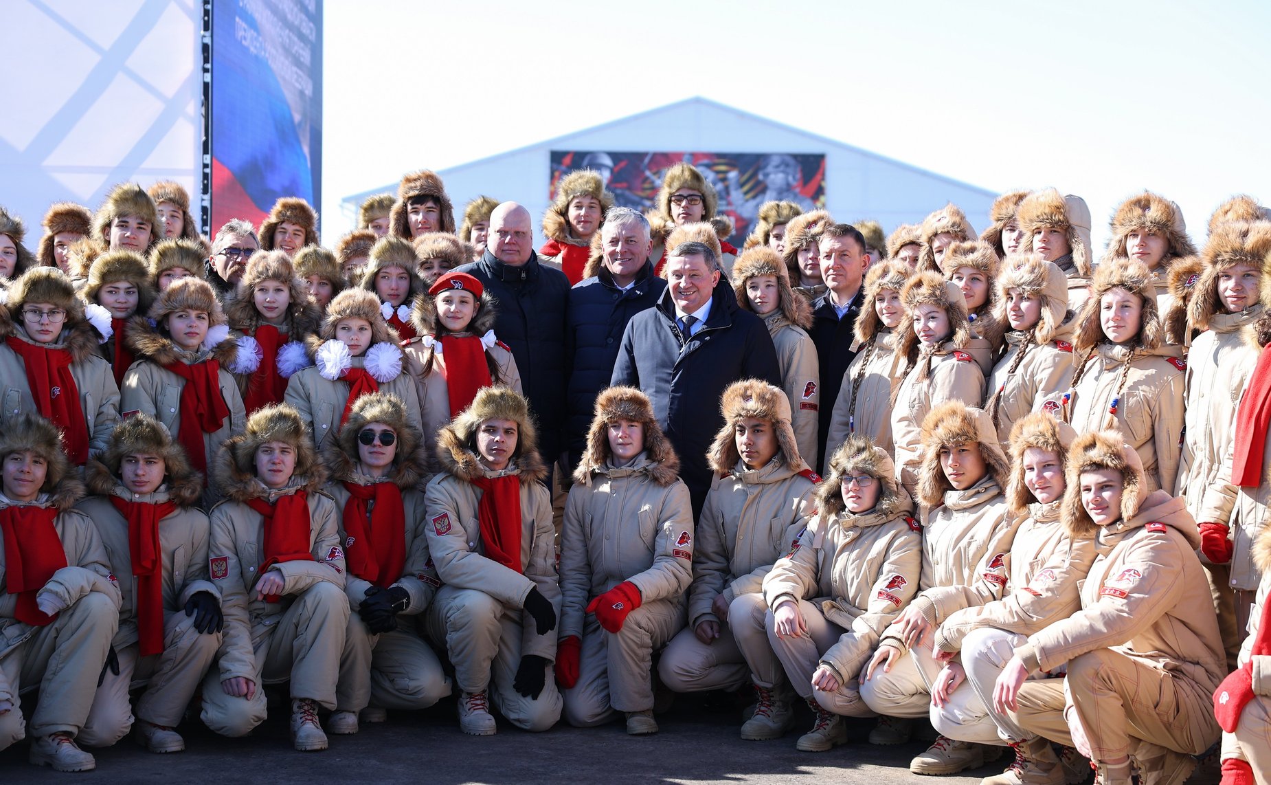 Первый заместитель Председателя Совета Федерации Андрей Турчак в ходе рабочей поездки в Волгоградскую область вместе с коллегами из «Газпрома» принял участие в подключении к газу сразу несколько объектов по президентской программе социальной догазификации