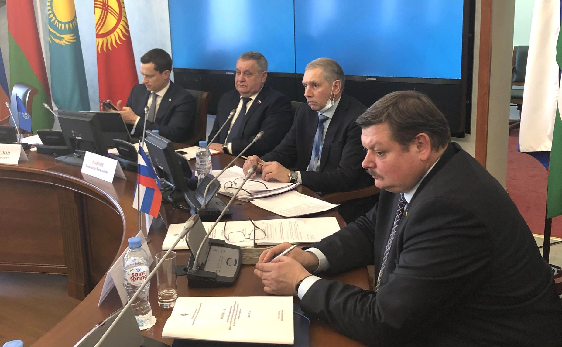 Сенаторы РФ приняли участие в заседаниях постоянных комиссий ПА ОДКБ