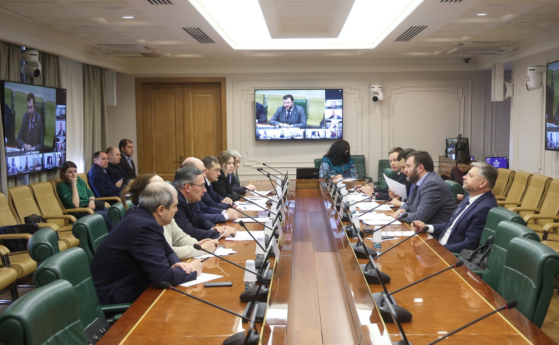 Совещание Комитета Совета Федерации по экономической политике