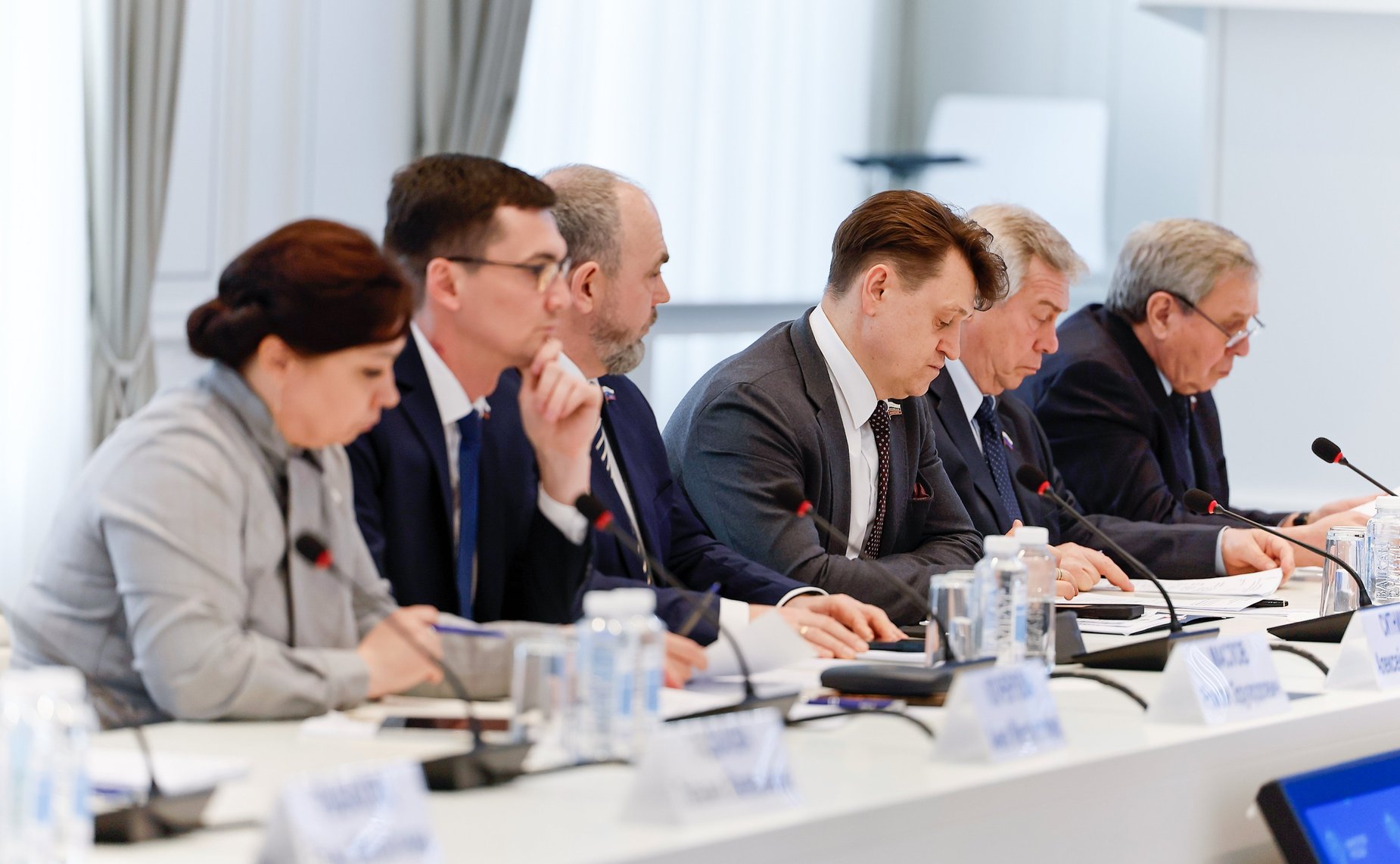 Круглый стол на тему «Совершенствование системы лицензирования деятельности по управлению многоквартирными домами»