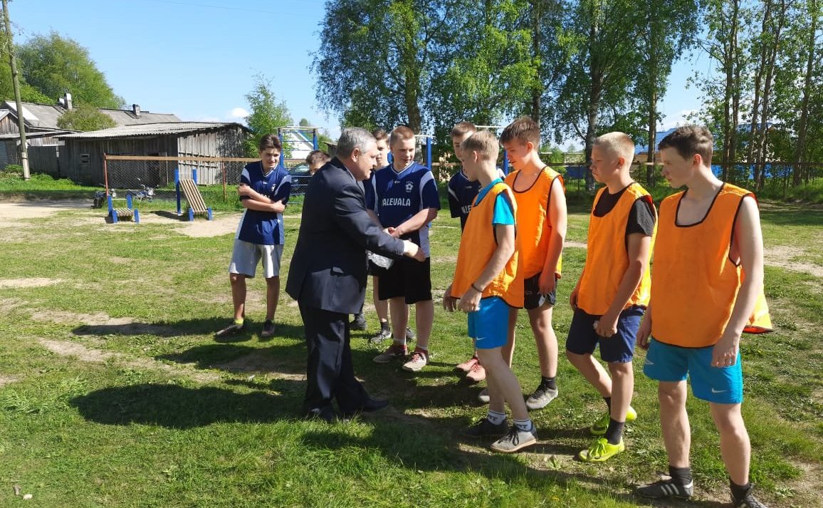 Александр Ракитин в ходе рабочей поездки в регион посетил Калевальский национальный район