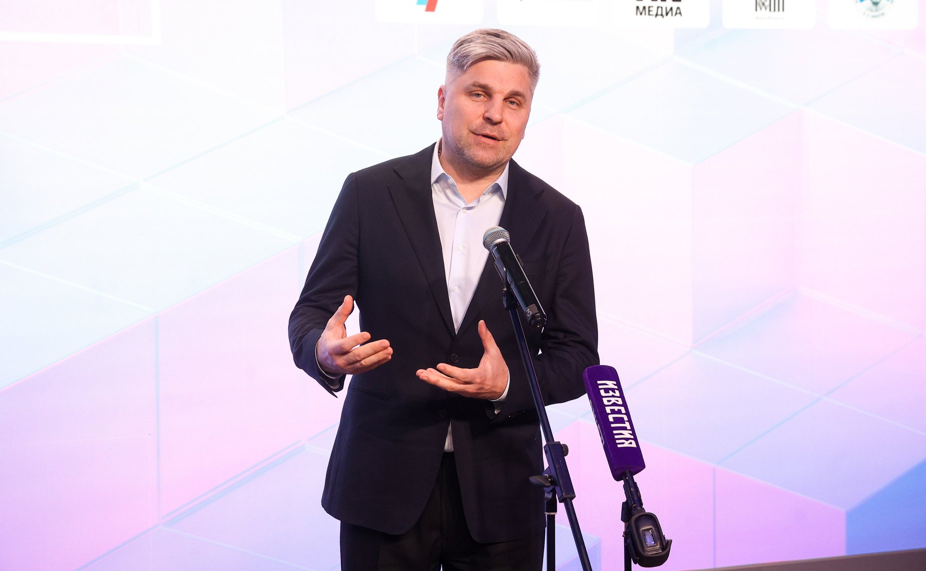 Пресс-подход по итогам пленарной сессии «Искусство быть здоровым» Конгресса «СМАРТздрав»