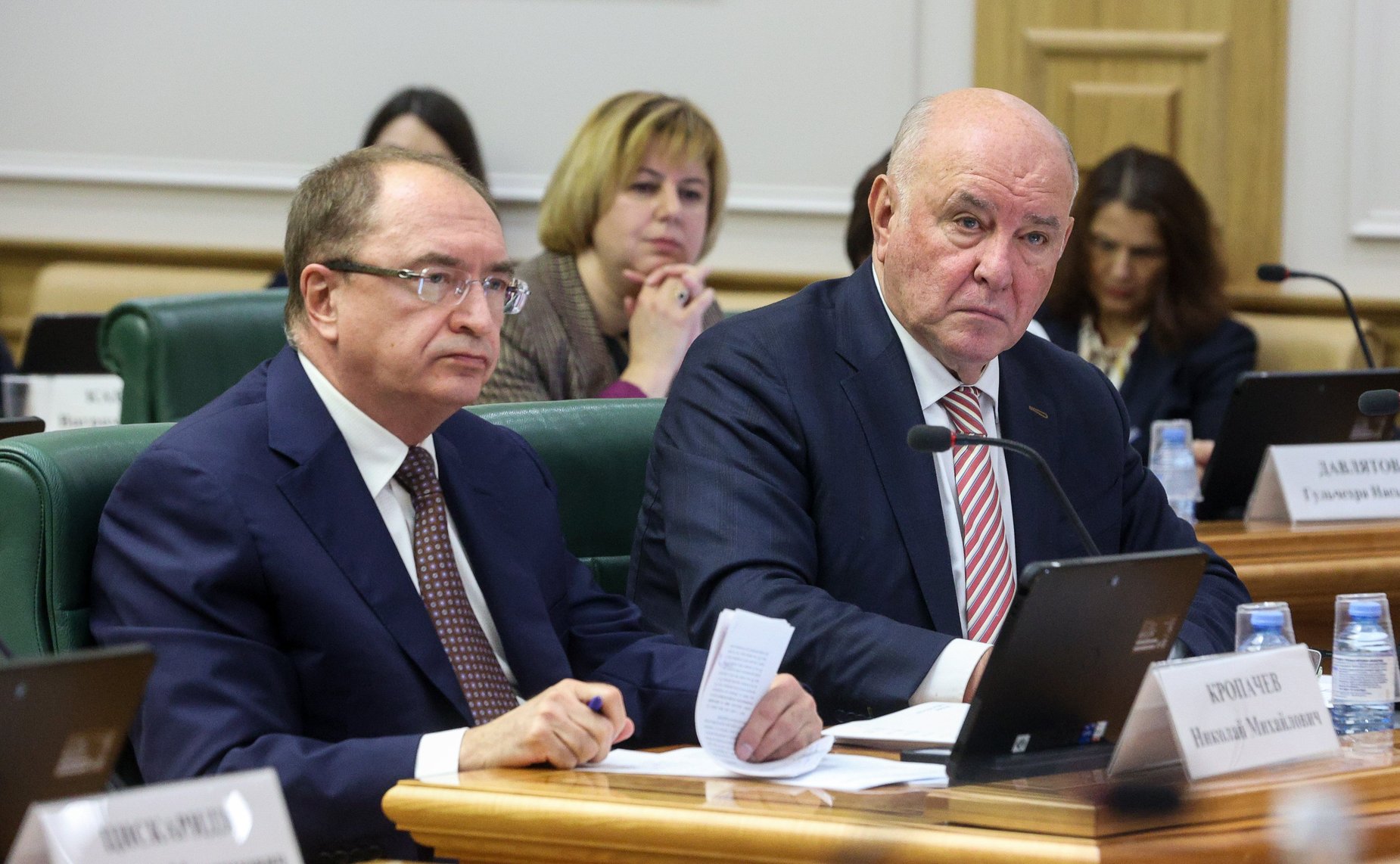 Парламентские слушания на тему «Государственная политика в сфере сохранения, защиты и развития русского языка: состояние, проблемы и пути решения»