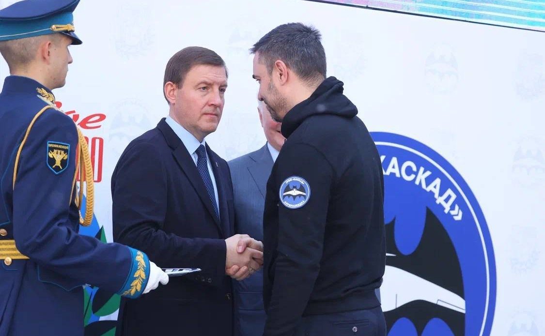 Андрей Турчак принял участие в церемонии открытия мемориала бойцам бригады беспилотной авиации ГРОМ «Каскад»