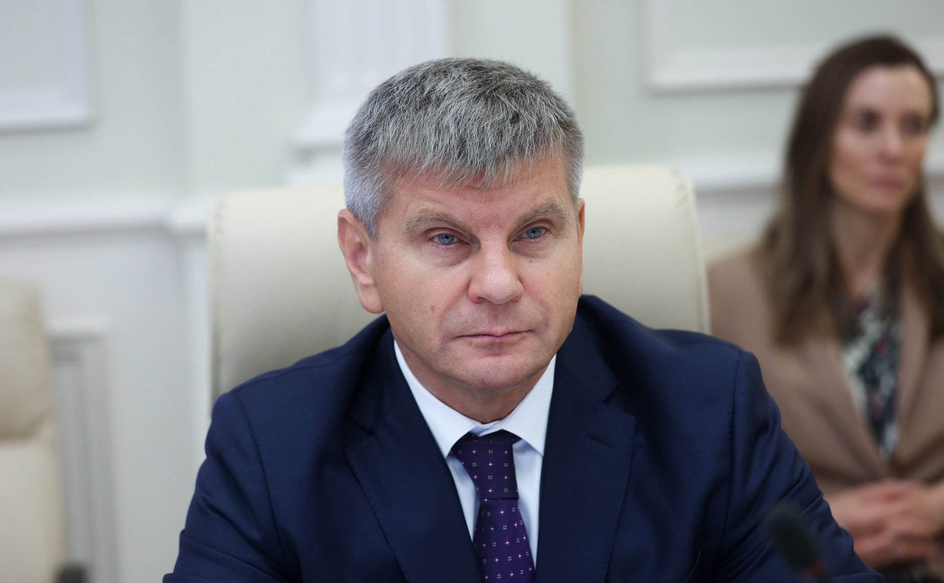 Геннадий Голов