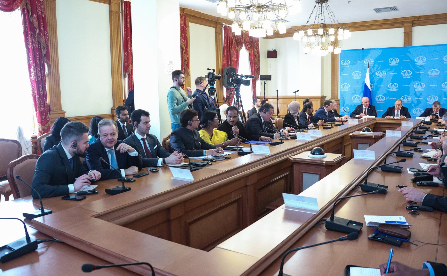 Встреча председателей комитетов по международным делам парламентов (палат парламентов) стран БРИКС с Министром иностранных дел Российской Федерации Сергеем Лавровым