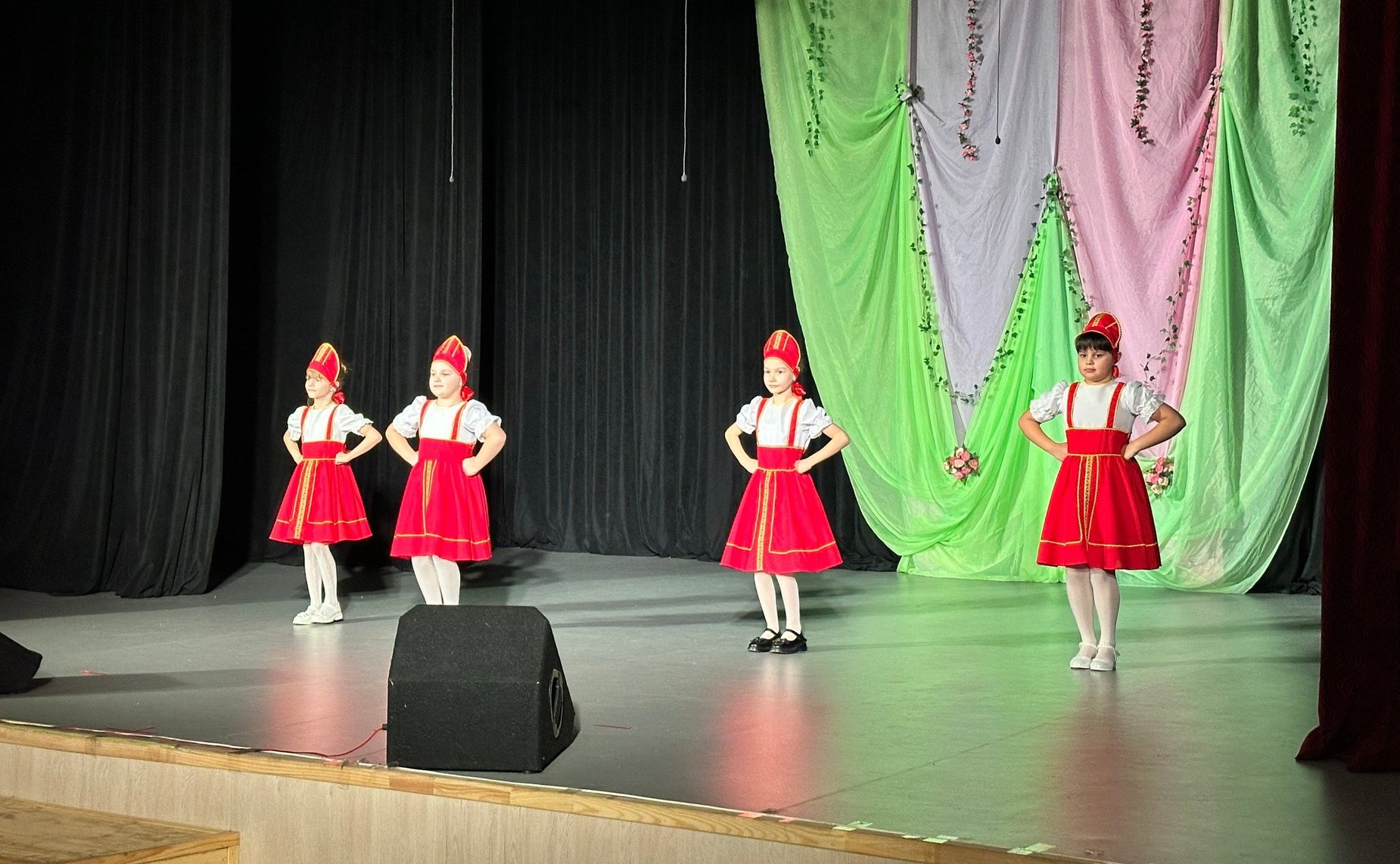 Игорь Мурог принял участие в праздничных мероприятиях, посвященных Международному женскому дню, в Милославском и Ряжском округах