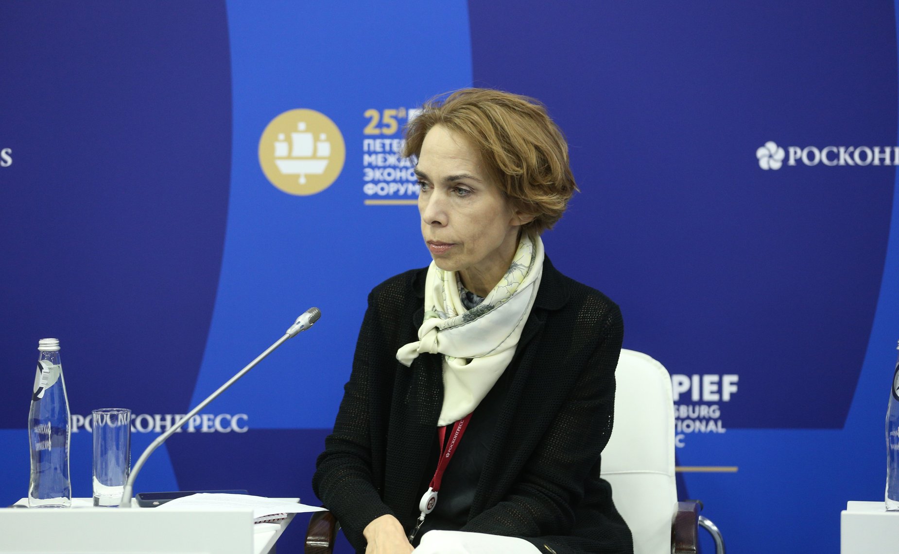 «Круглый стол»: Продвигая социально ориентированное устойчивое будущее. Инвестиции в развитие – инвестиции в человека. Мероприятие состоялось в рамках юбилейного XXV ПМЭФ-2022