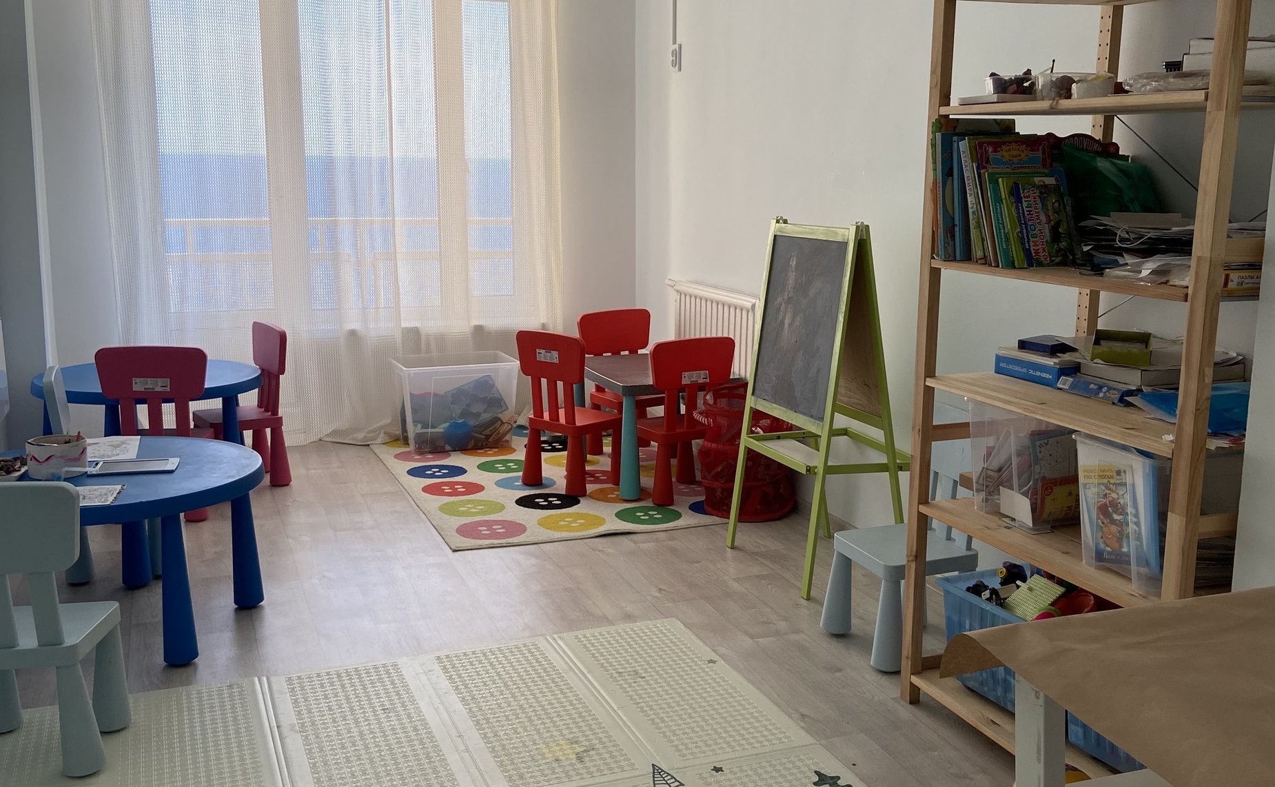 Оксана Хлякина и Сергей Лукин в рамках поездки в Республику Крым проинспектировали состояние объектов инфраструктуры организаций отдыха детей и их оздоровления в санатории «Южнобережный», а также готовность детского санатория к летнему оздоровительному се