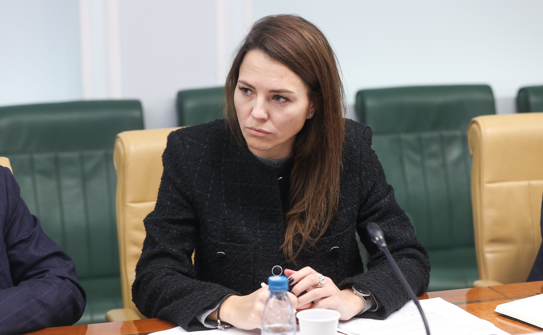 Совещание Комитета Совета Федерации по экономической политике на тему «Вопросы поставок отечественной авиационной техники для российских авиаперевозчиков»