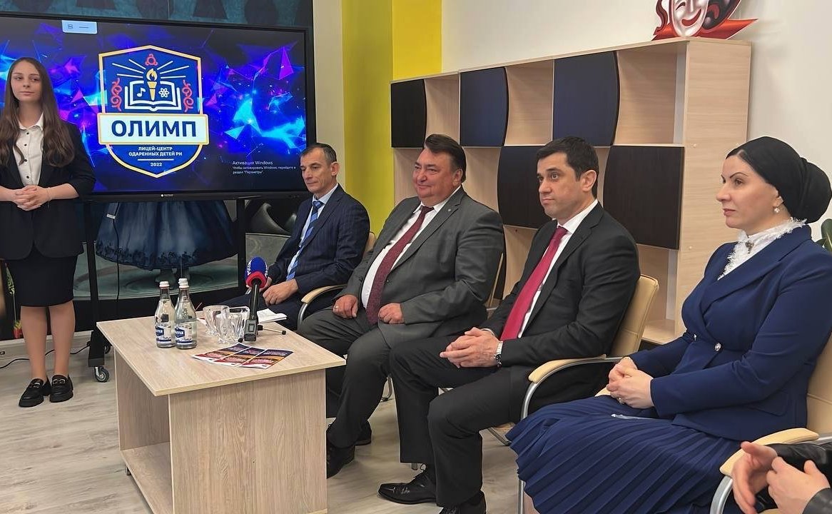 Мухарбек Барахоев в ходе поездки в Назрановский район принял участие в церемонии открытия республиканского лицея-центра для одаренных детей «Олимп»