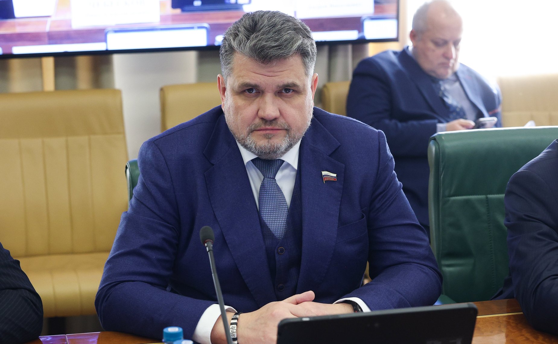 Александр Жуков