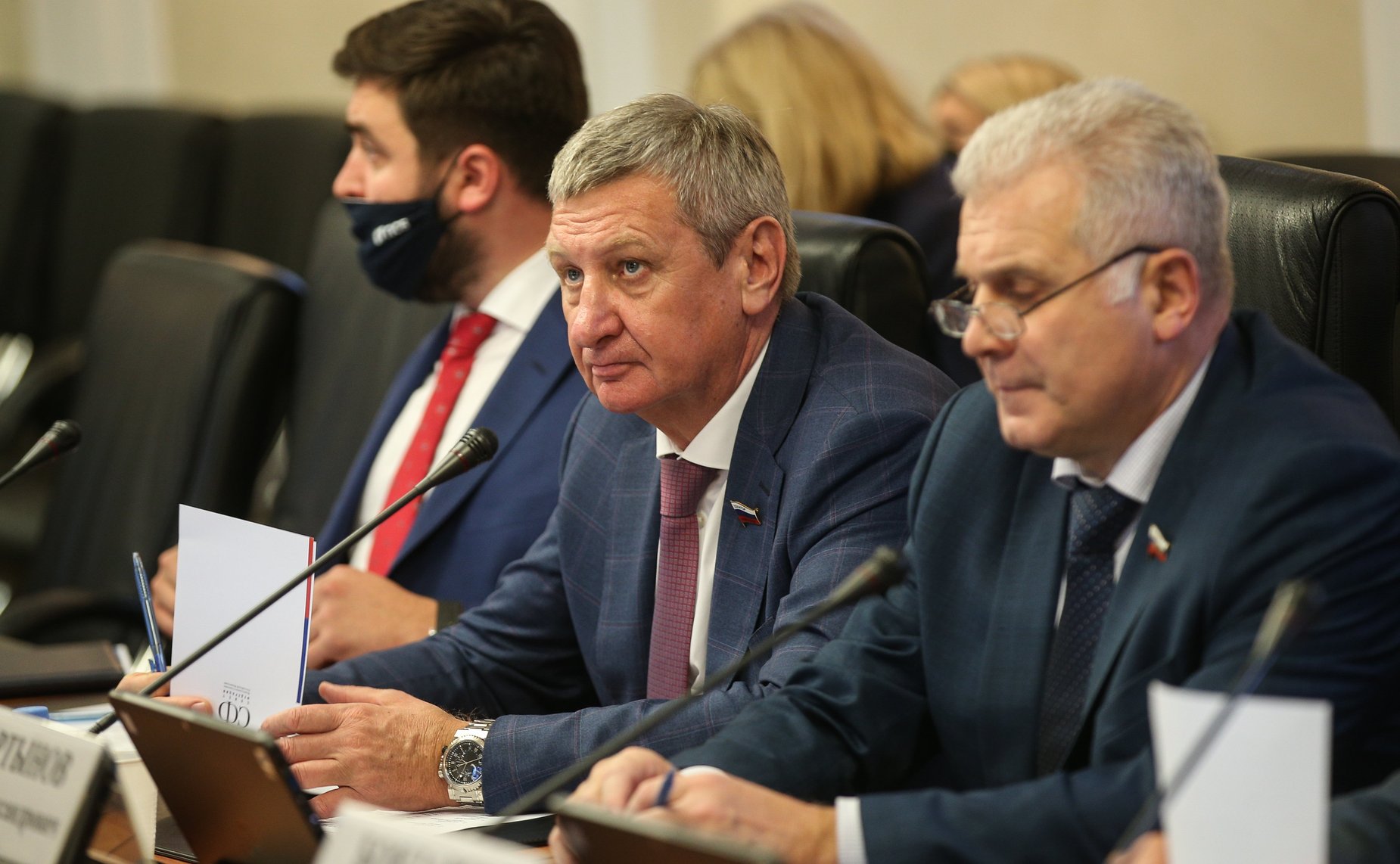 Парламентские слушания «О мерах по диверсификации производства продукции гражданского назначения предприятиями оборонно-промышленного комплекса»