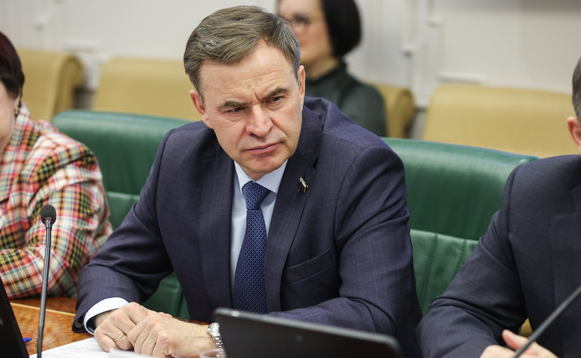 Виктор Новожилов