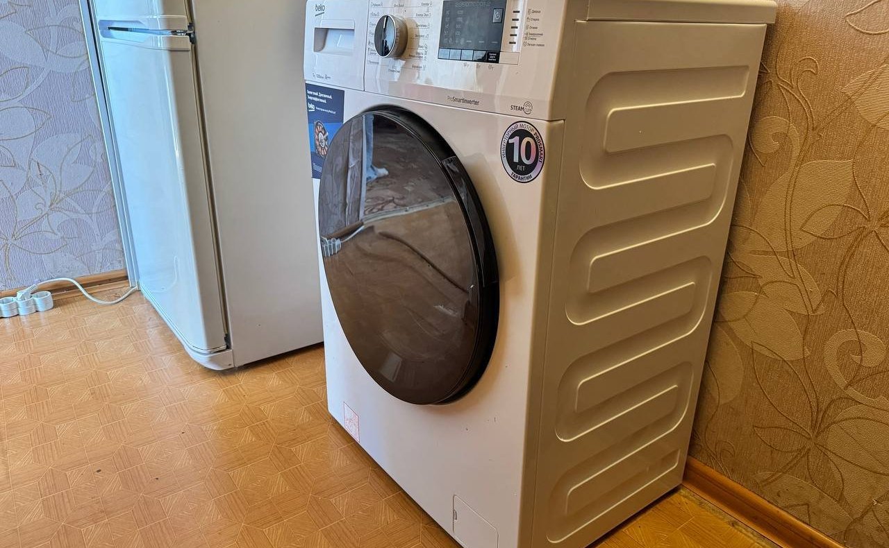 Айрат Гибатдинов подарил ветерану стиральную машину