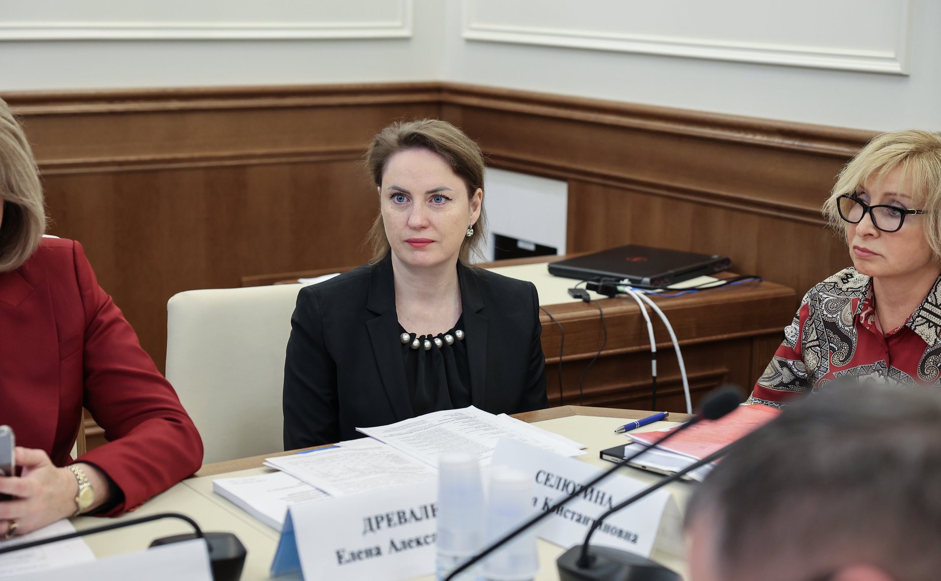 Круглый стол на тему «Об эффективности и достаточности мер государственной поддержки предприятий агропромышленного и рыбохозяйственного комплексов, пищевой и перерабатывающей промышленности»