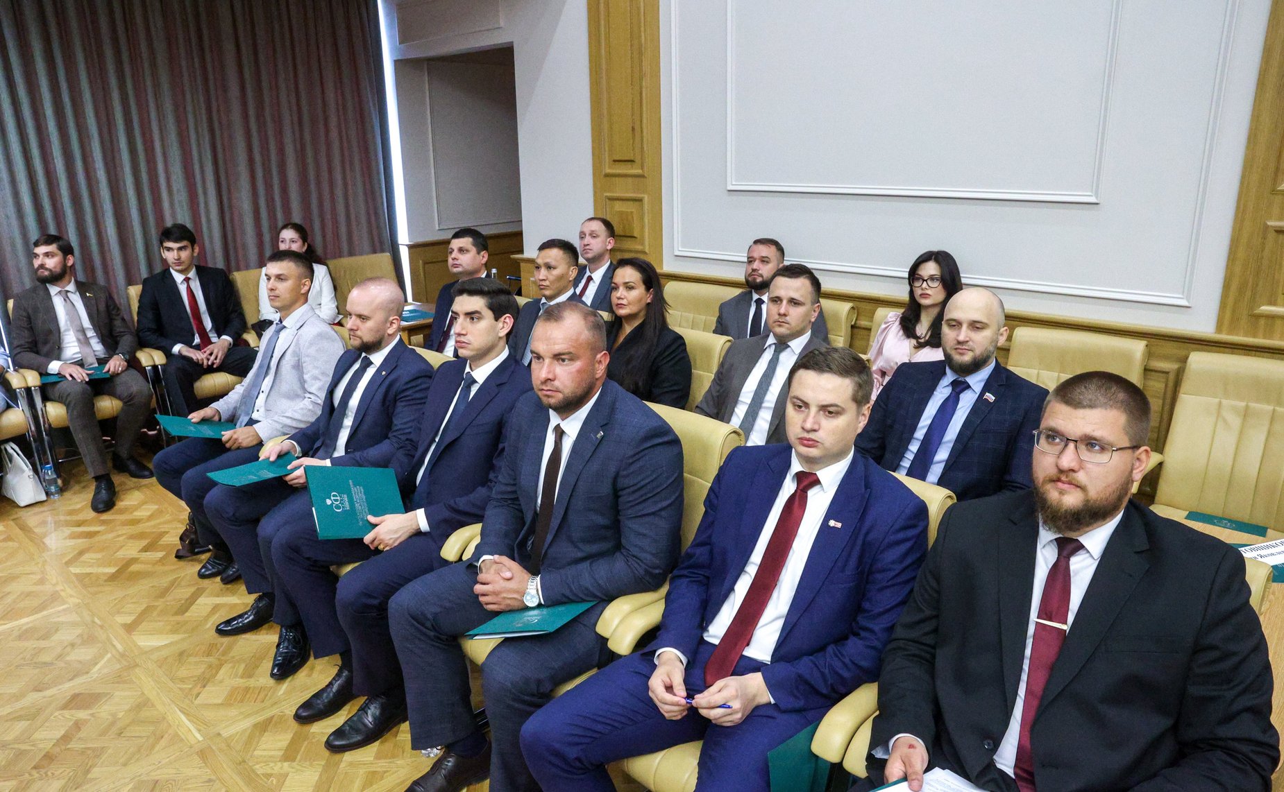 Заседание Палаты молодых законодателей при Совете Федерации