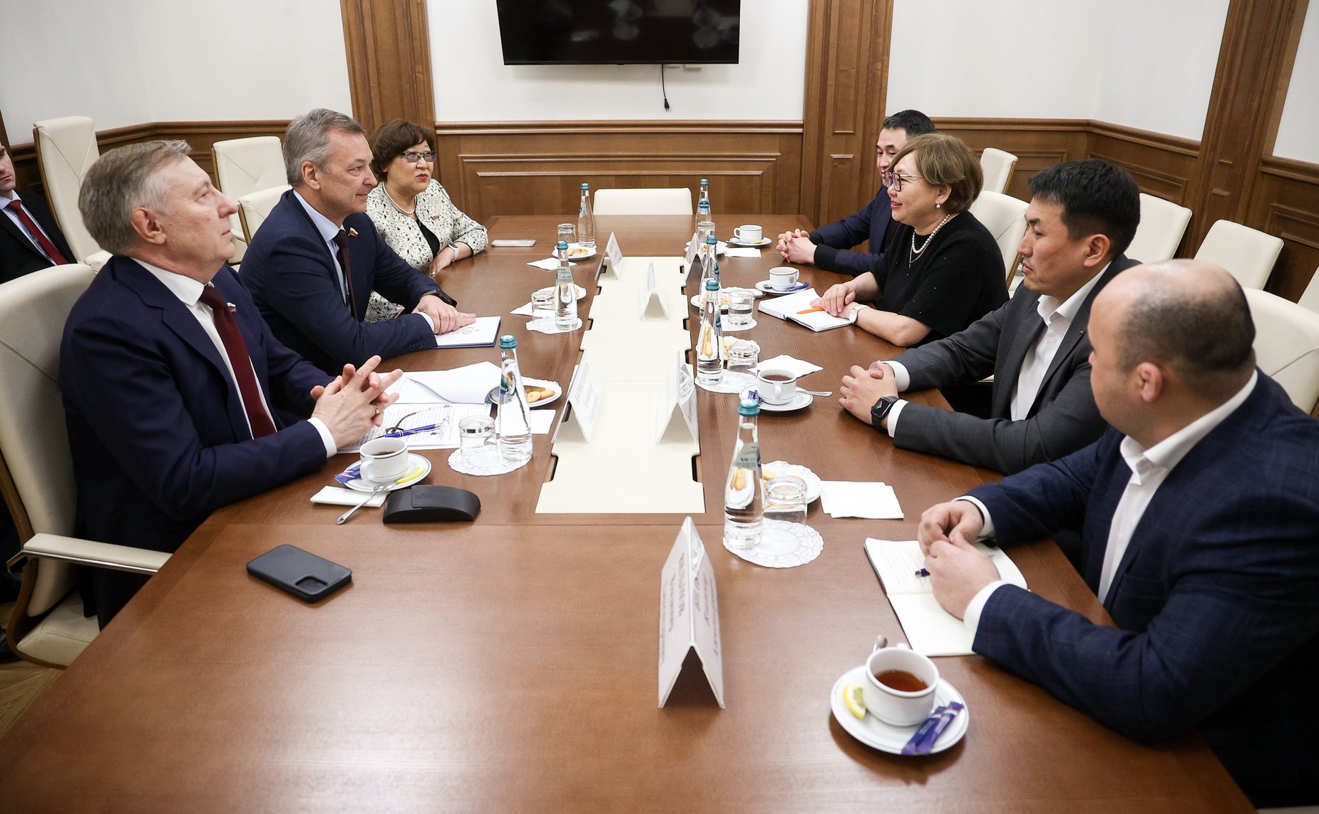 Андрей Яцкин и Александр Варфоломеев провели встречу с делегацией субъекта РФ, в которую вошли участники региональной программы «Патриоты Бурятии»