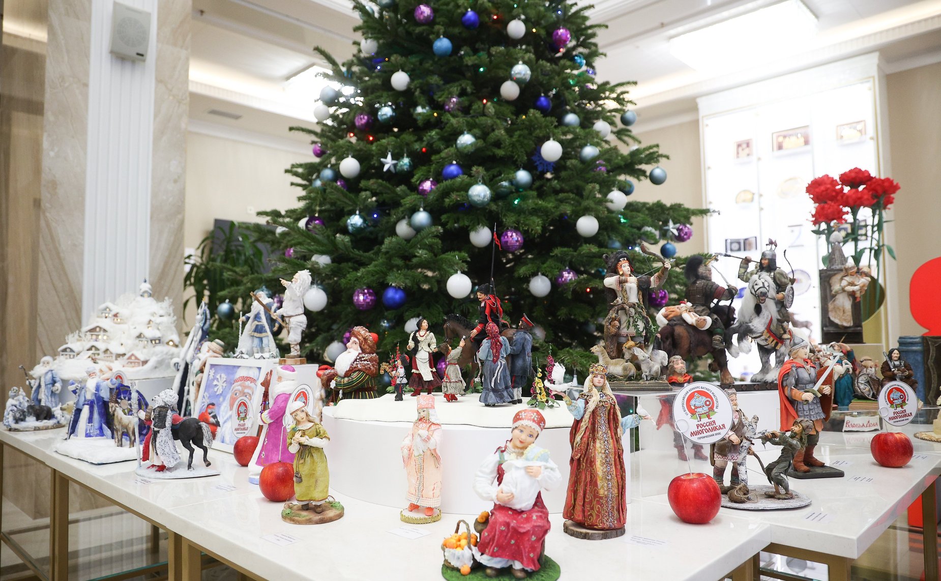 Торжественное открытие выставки лучших работ VII Всероссийского конкурса ватного мастерства «Россия многоликая: героический эпос», приуроченного к Году защитника Отечества в России, и награждение победителей конкурса