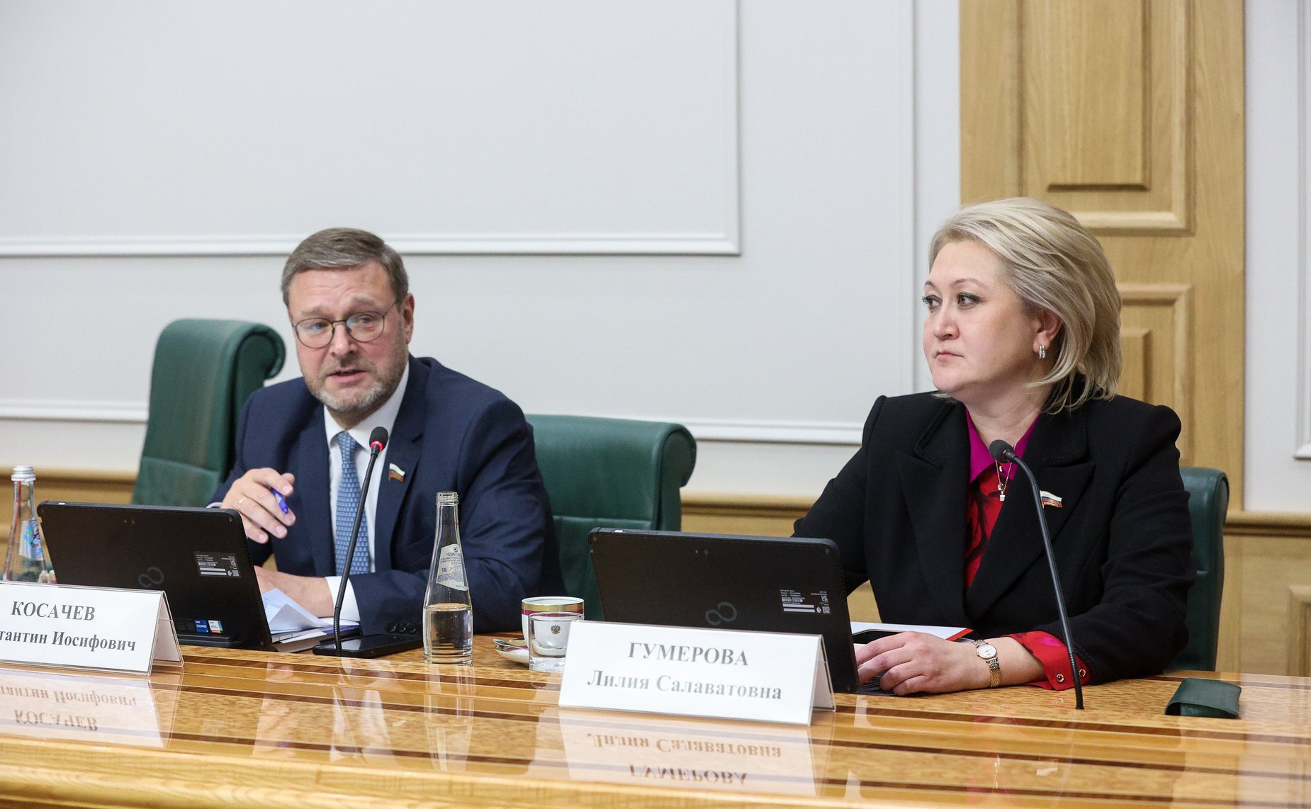 Парламентские слушания на тему «Государственная политика в сфере сохранения, защиты и развития русского языка: состояние, проблемы и пути решения»
