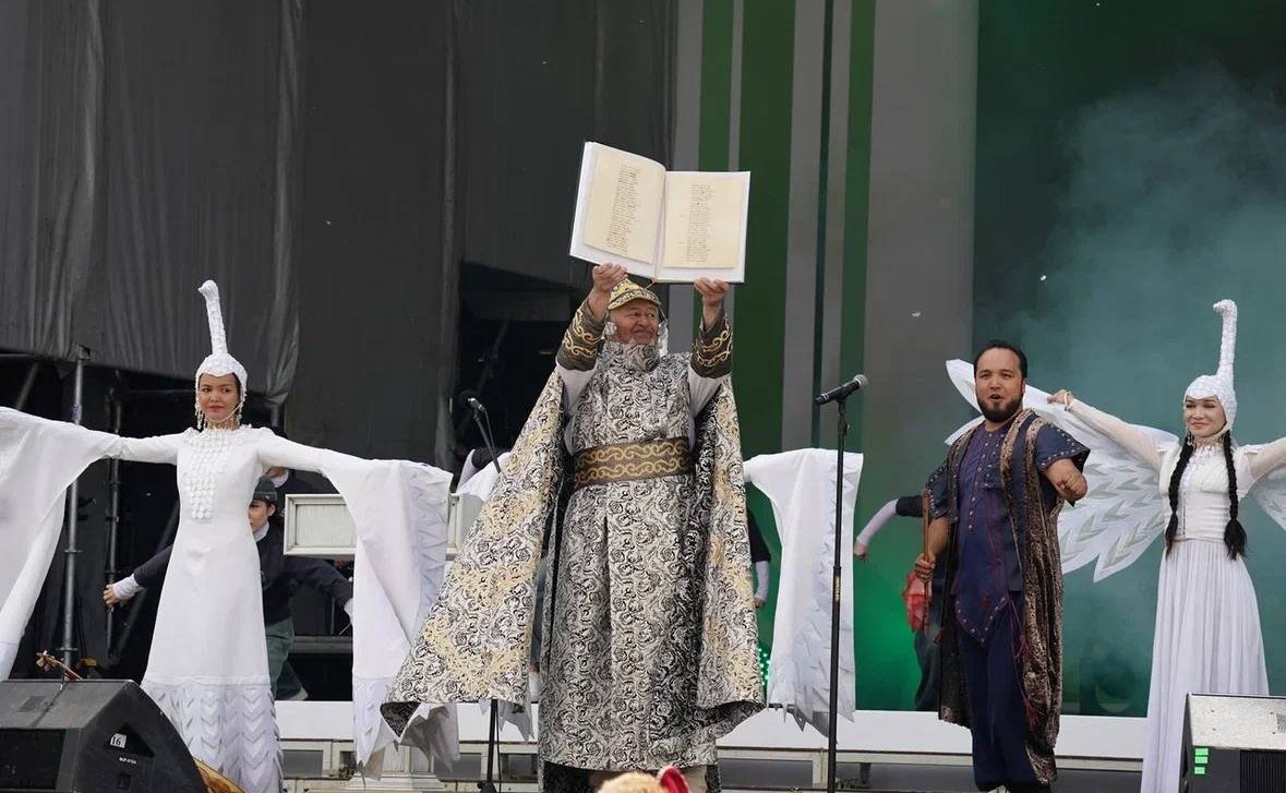 Лилия Гумерова приняла участие в III Международной книжной ярмарке «Китап-Байрам» в Уфе