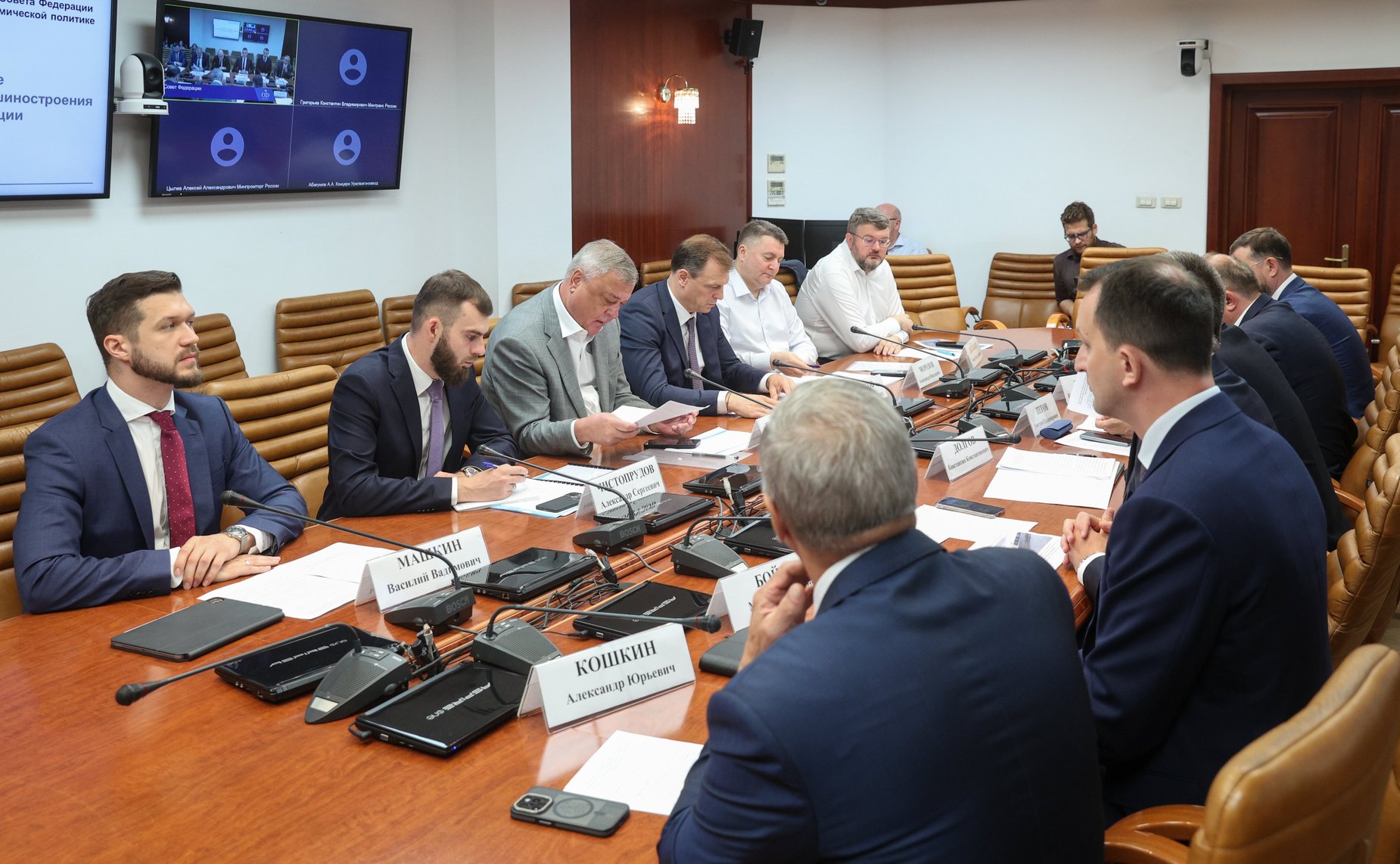 Рабочее совещание Комитета СФ по экономической политике по развитию транспортного машиностроения в Российской Федерации