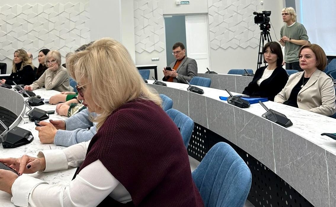 Олег Цепкин провел открытый диалог с сотрудниками ЮУрГУ