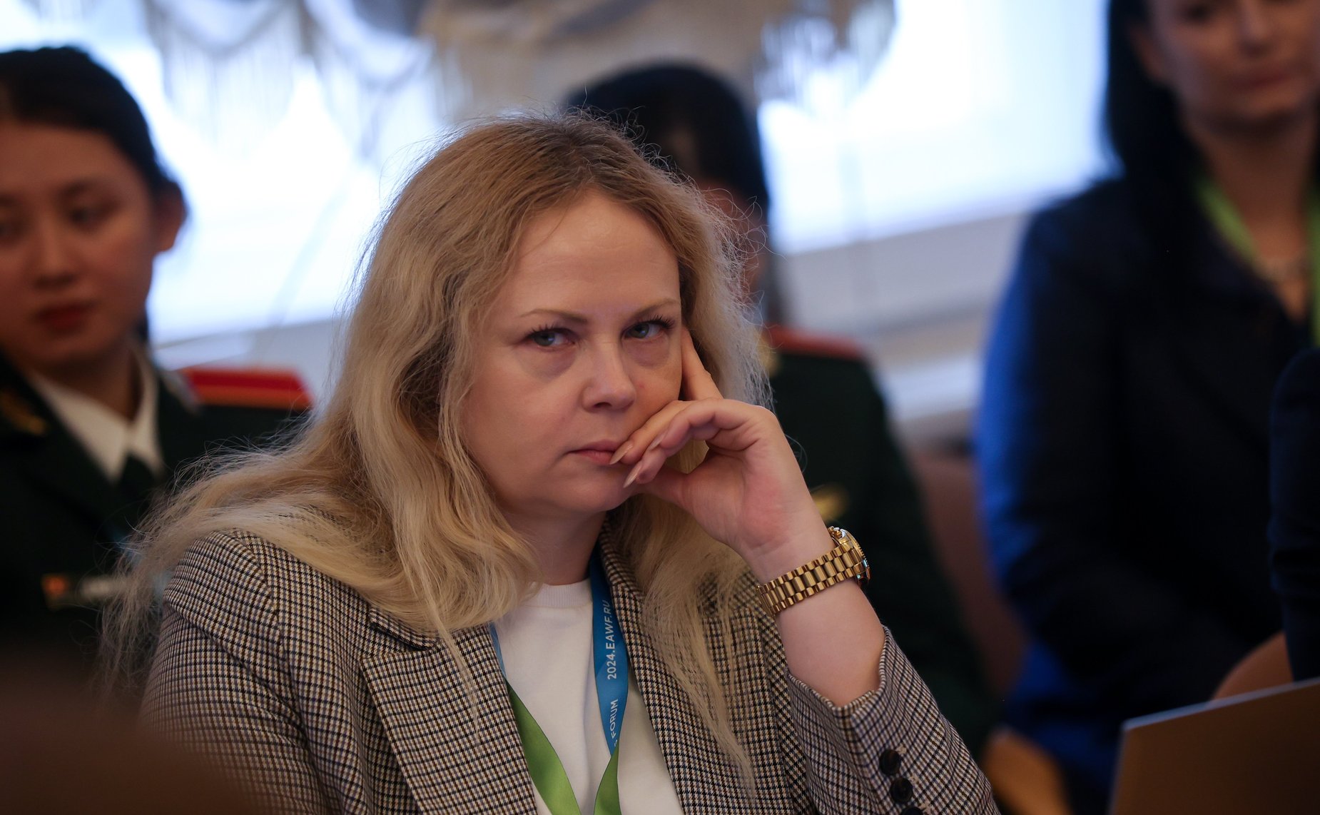 IV Евразийский женский форум. Тематическая сессия «Миссия женщин: от материнства до служения миру»