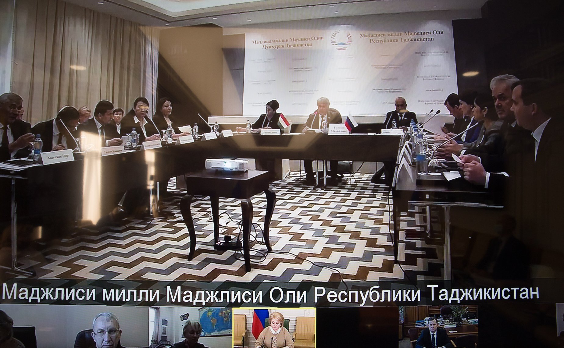 «Круглый стол» Комитета СФ по науке, образованию и культуре совместно с Комитетом СФ по международным делам на тему «Состояние и перспективы развития сотрудничества РФ и Республики Таджикистан в гуманитарной сфере»
