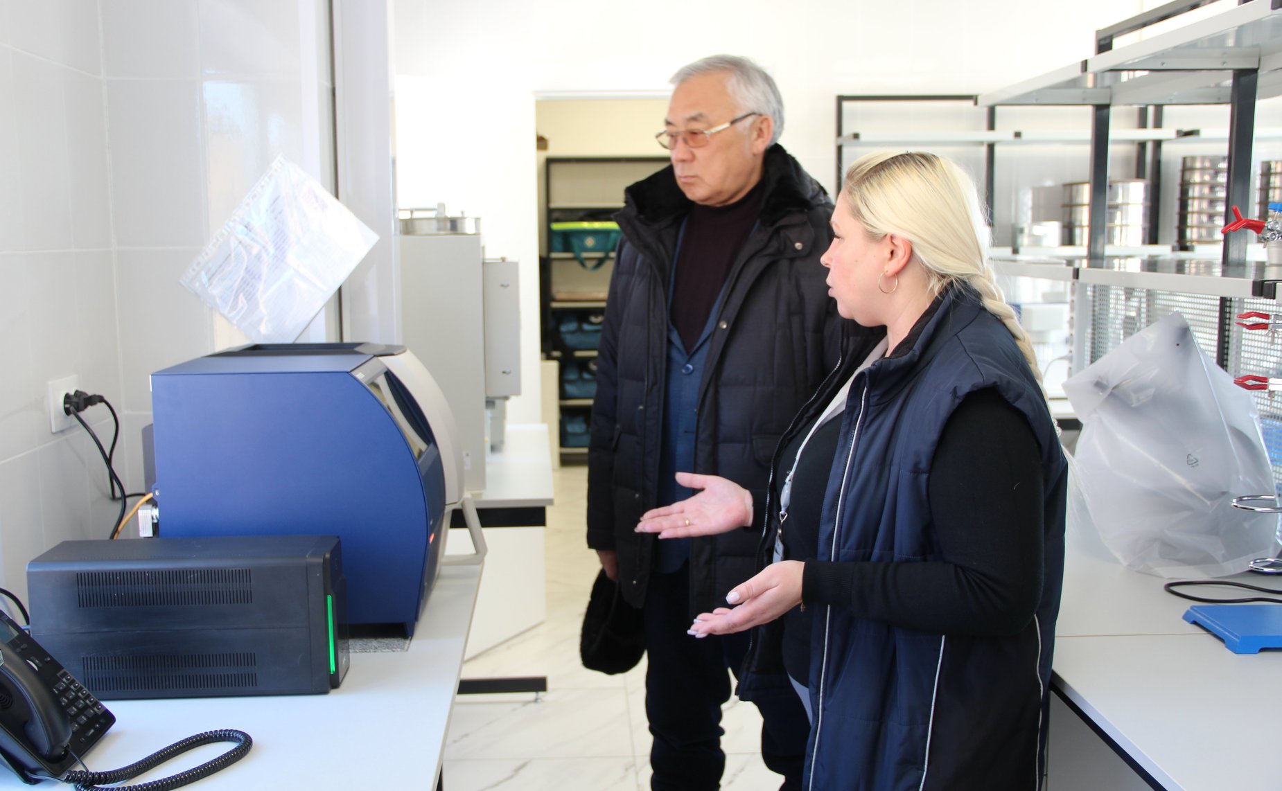 Баир Жамсуев в ходе работы в регионе посетил первый в мире специализированный сухопутный зерновой терминал полного цикла в Забайкальске