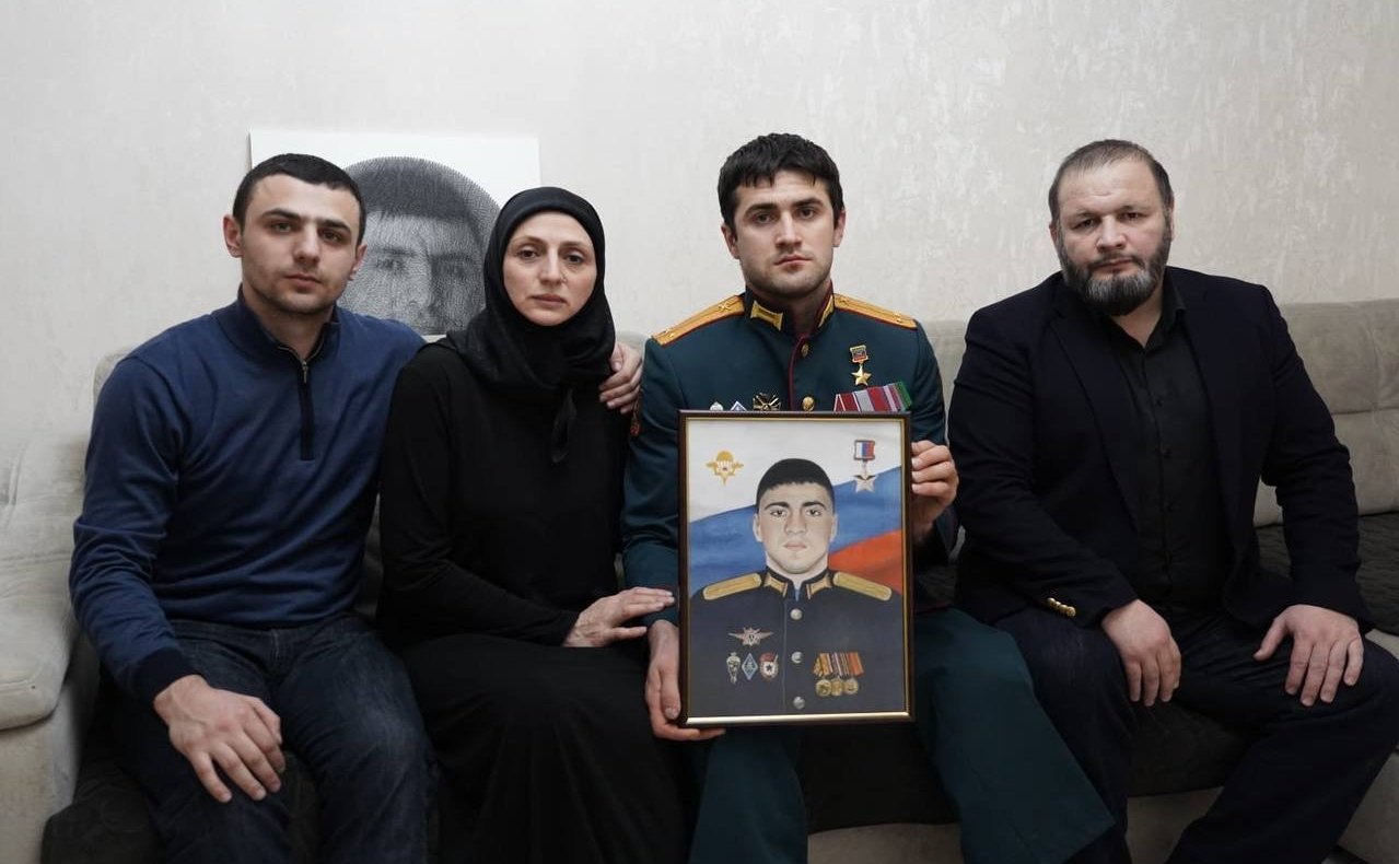 В здании Совета Федерации состоялось вручение медалей «За помощь и милосердие» гражданам, оказывающим поддержку участникам СВО