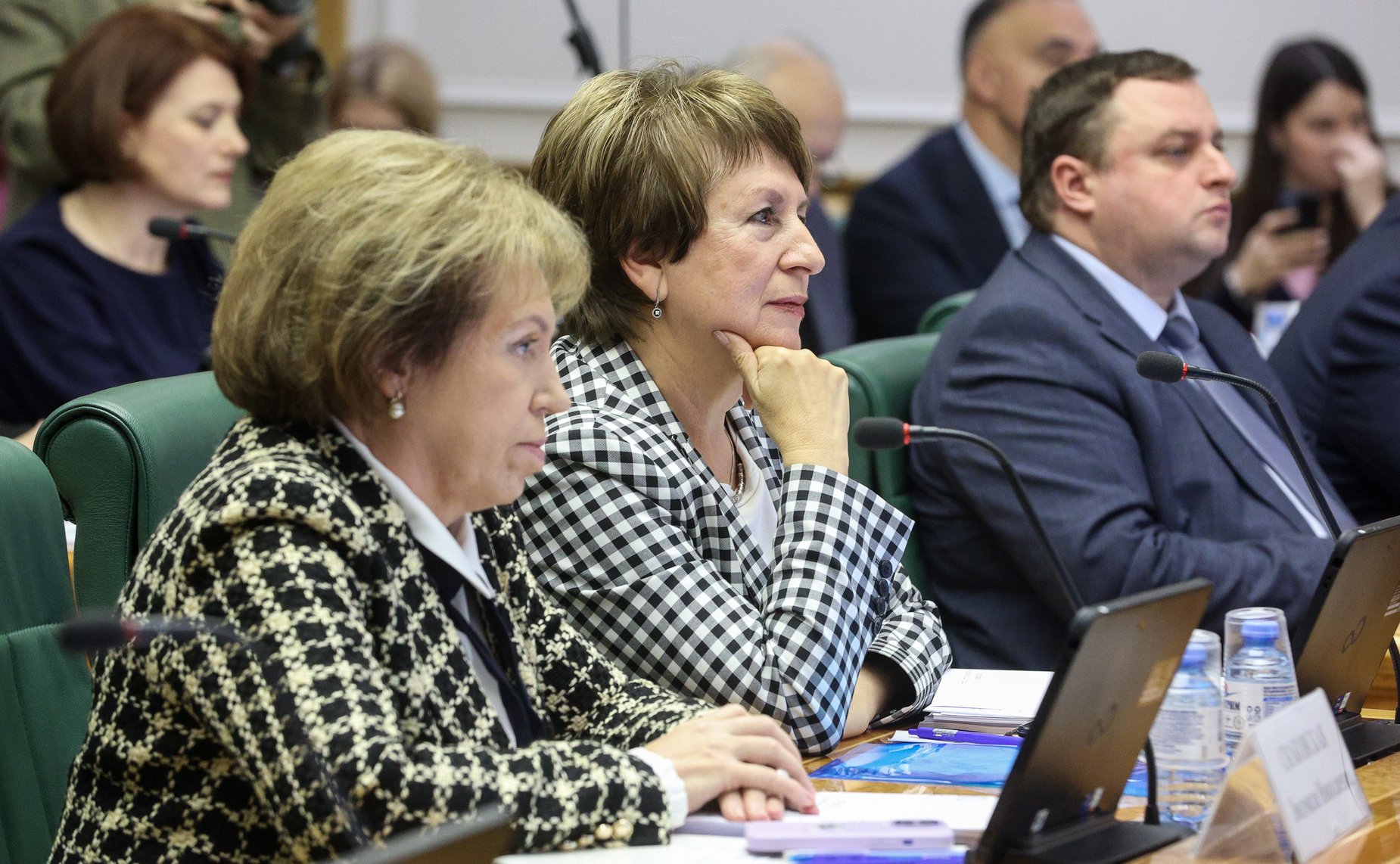 Парламентские слушания на тему «Государственная политика в сфере сохранения, защиты и развития русского языка: состояние, проблемы и пути решения»
