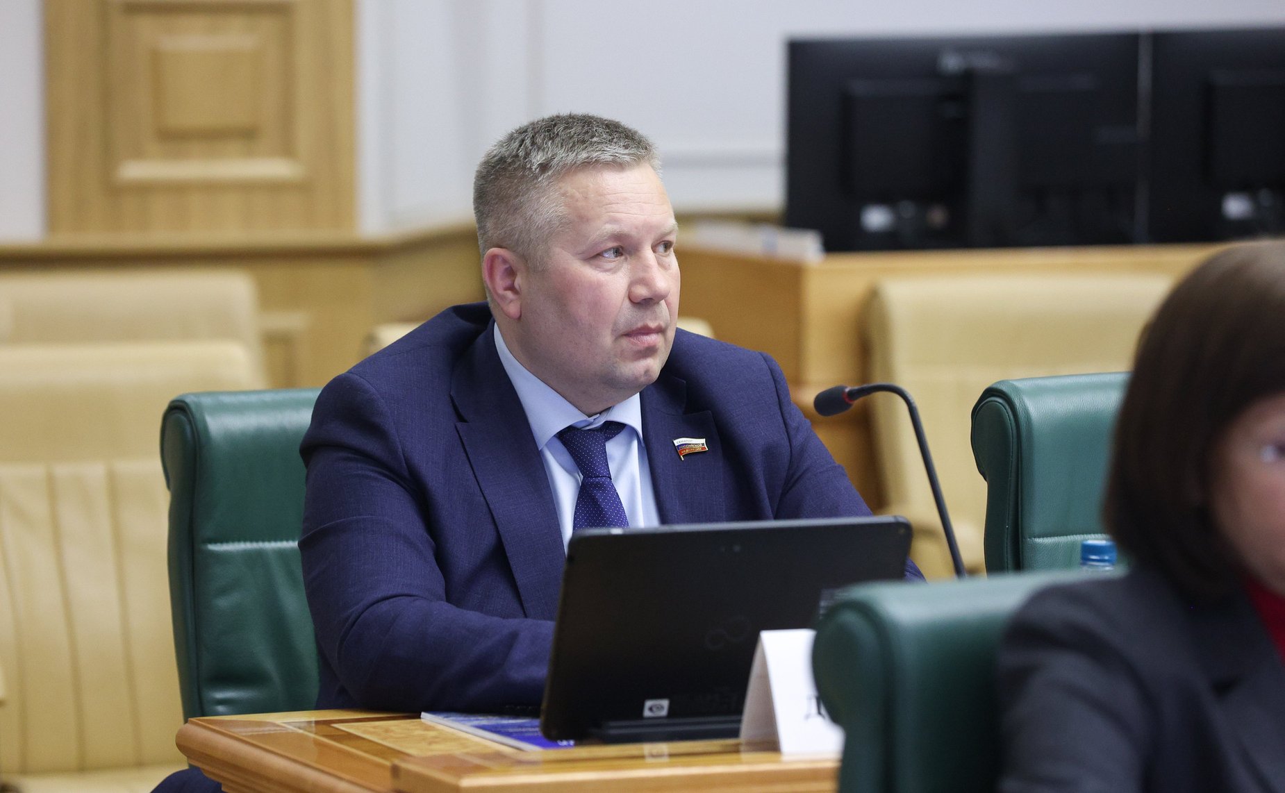 Денис Гусев