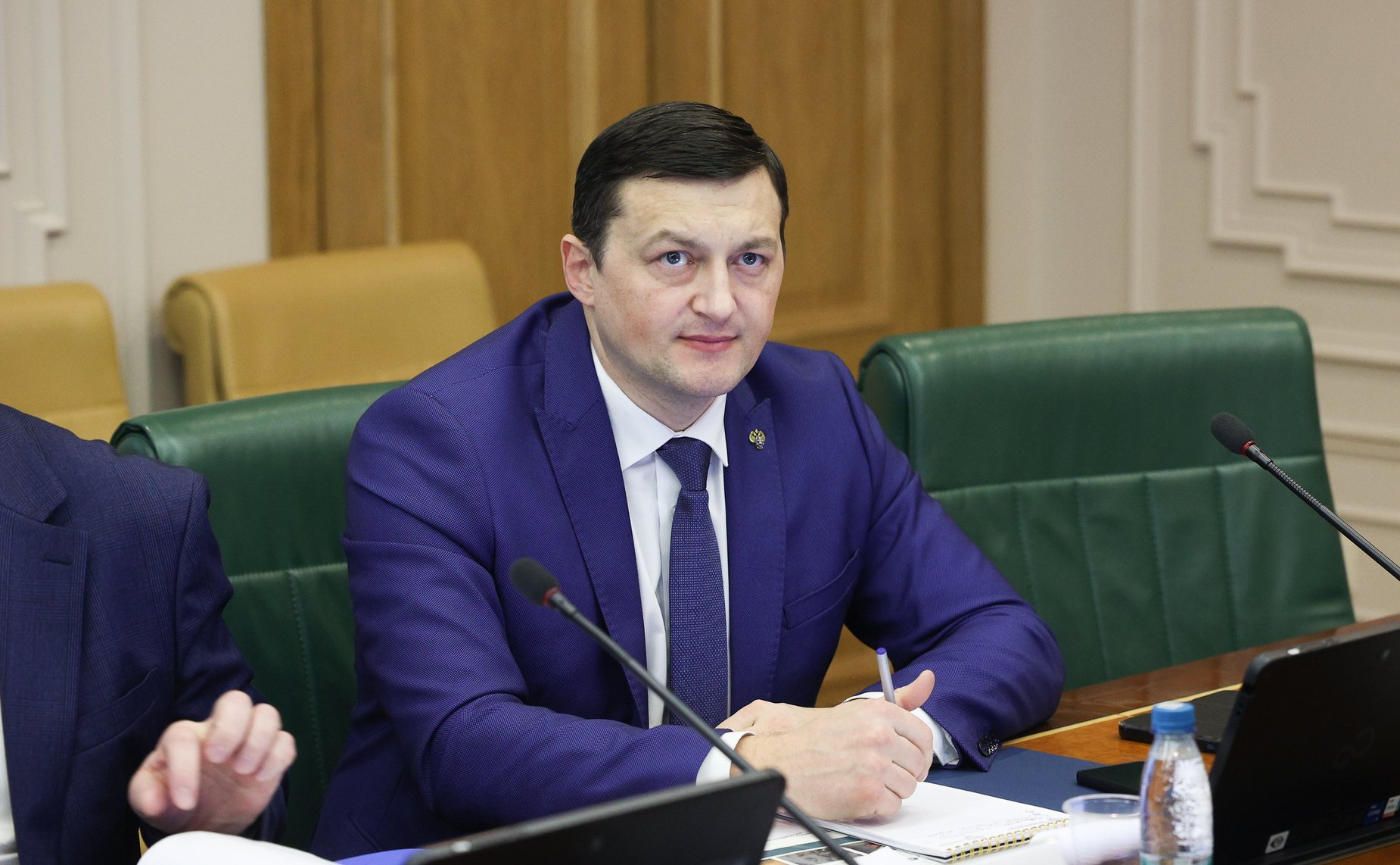 Совещание Комитета СФ по экономической политике «О совершенствовании порядка взаимодействия участников перевозок железнодорожным транспортом и повышении эффективности государственного регулирования в области железнодорожного транспорта»