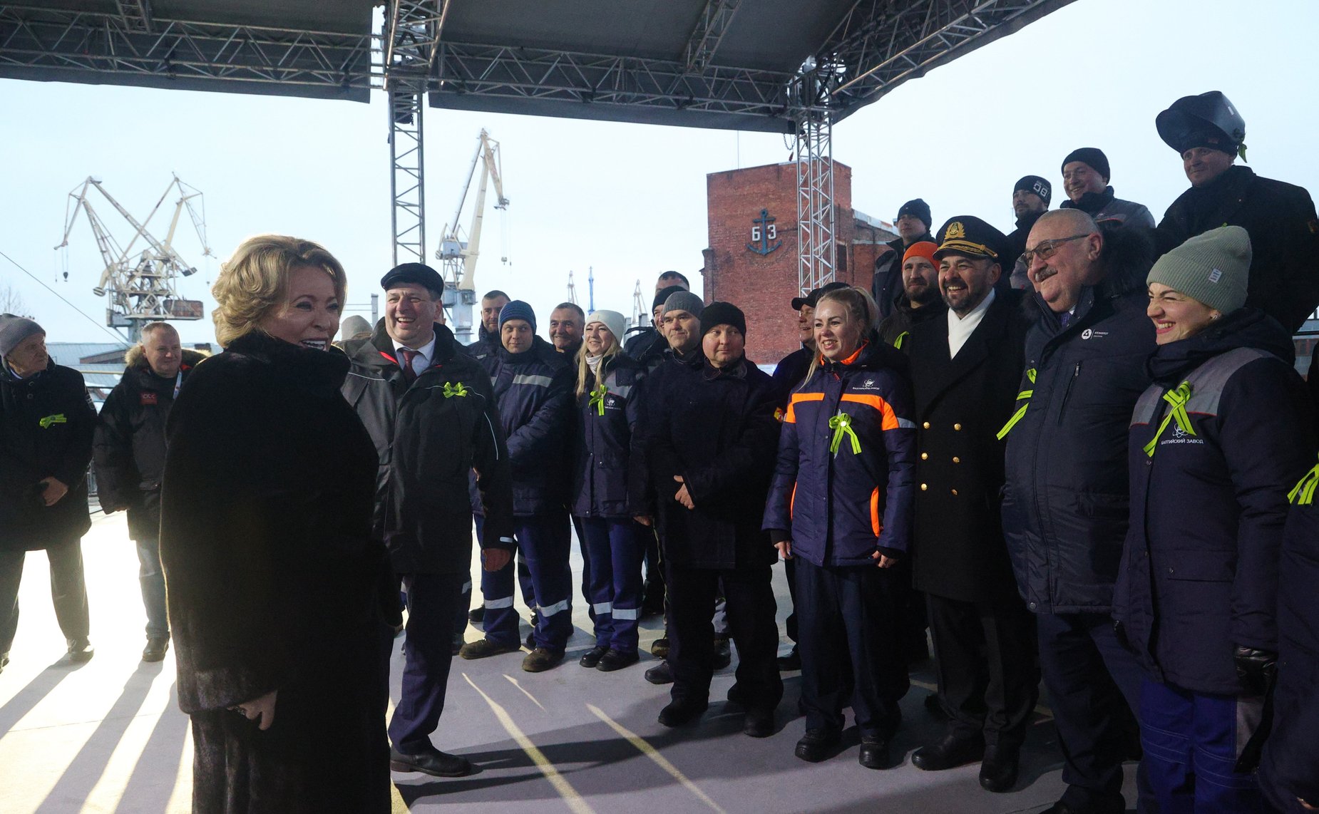 В Санкт-Петербурге на верфи Балтийского завода прошла торжественная церемония закладки пятого серийного универсального атомного ледокола «Ленинград»