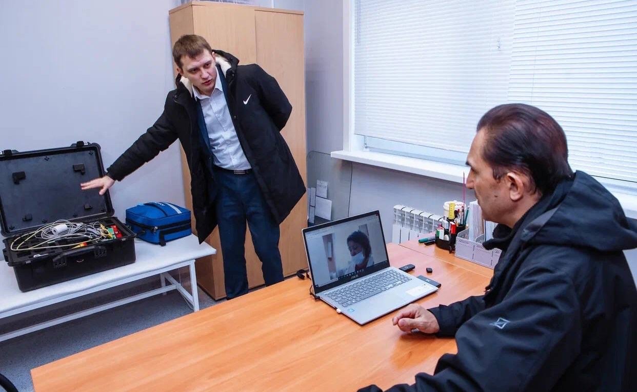 Андрей Хапочкин принял участие в открытии фельдшерско-акушерского пункта в селе Углезаводское Долинского района