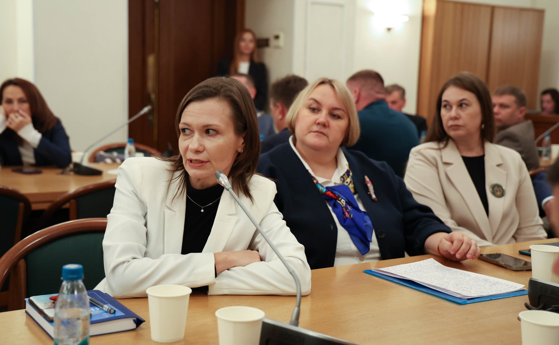 Сенаторы обсудили успешные практики и предложения по развитию НКО