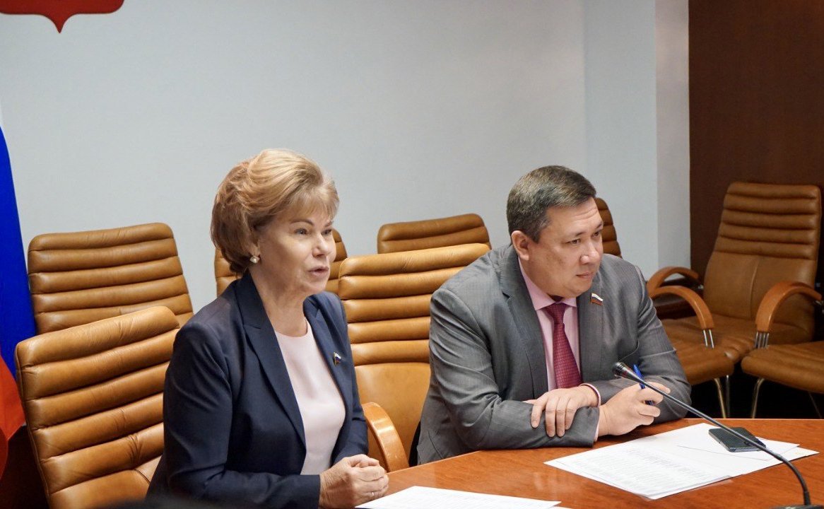 Владимир Полетаев и Татьяна Гигель провели встречу со студентами из Республики Алтай, которые проходят обучение в МГУ, МГИМО, МГТУ им. Н.Э. Баумана и других ведущих столичных вузах