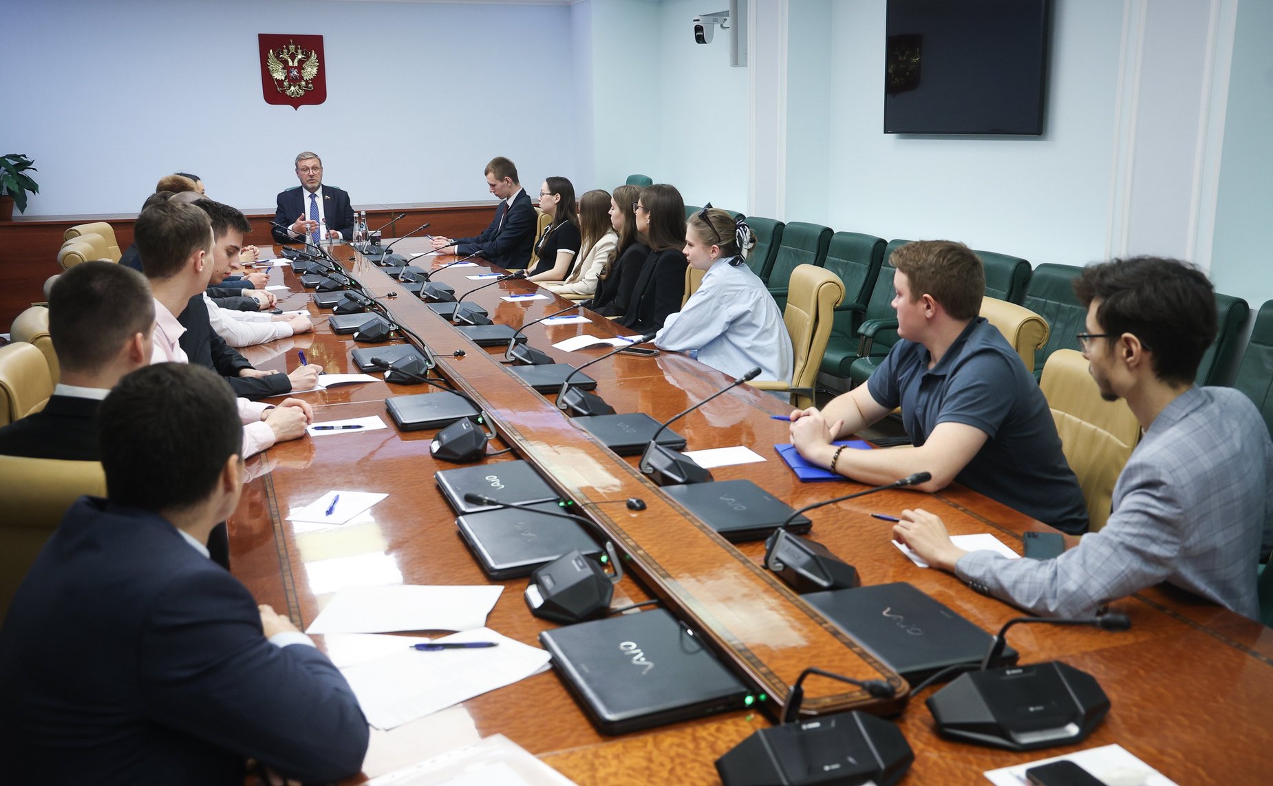 Заместитель Председателя Совета Федерации Константин Косачев провел встречу со студентами – уроженцами Республики Марий Эл, обучающимся в высших учебных заведениях Москвы