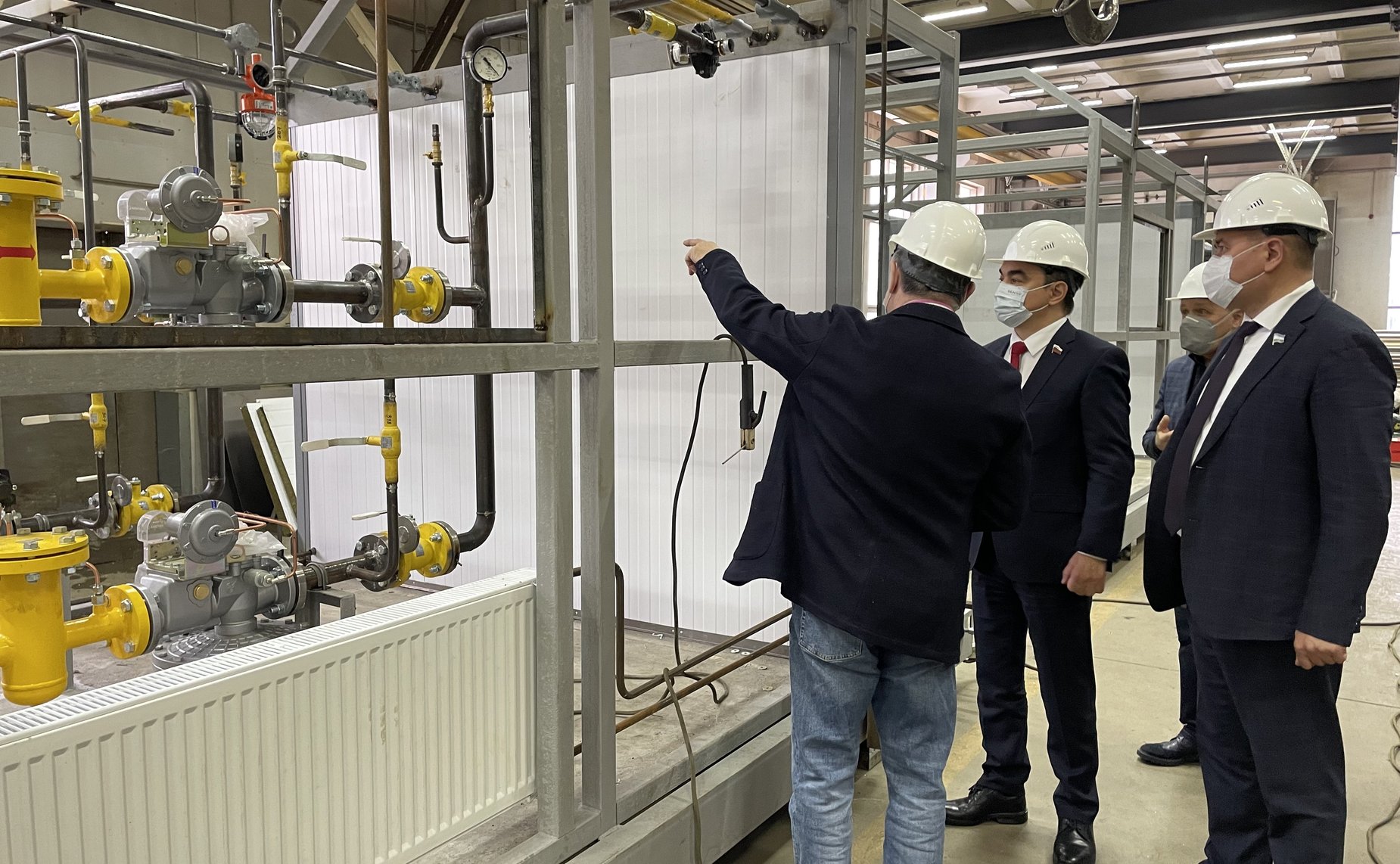 Ирек Ялалов в ходе поездки в регион проинспектировал реализацию проекта по догазификации домовладений в Республике Башкортостан